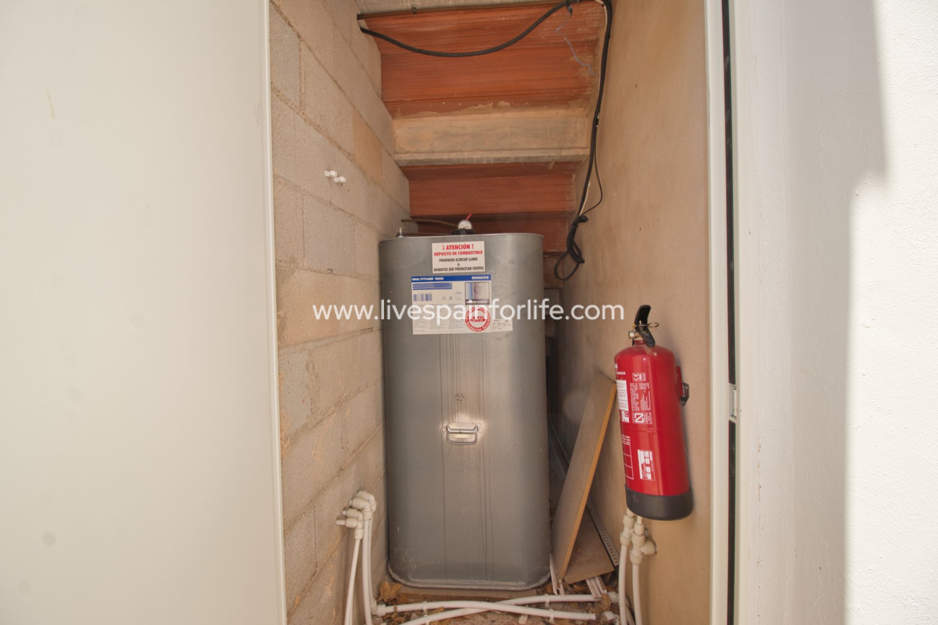 Resale - Country Property -
Alicante