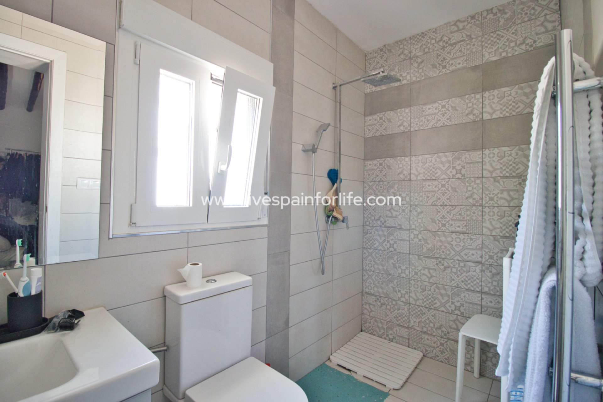 Resale - Country Property -
Alicante