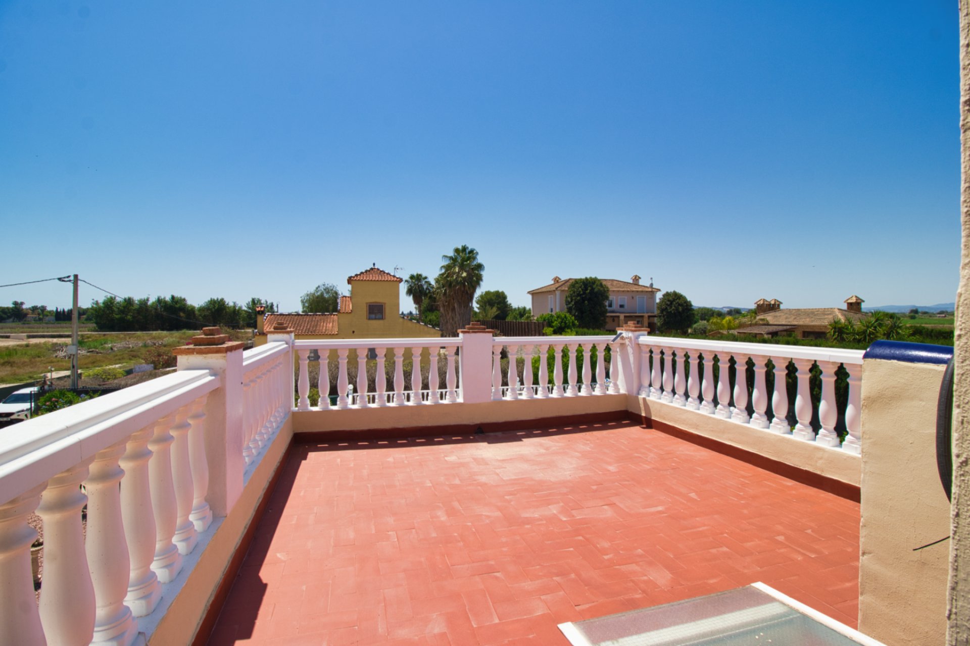 Resale - Country Property -
Alicante