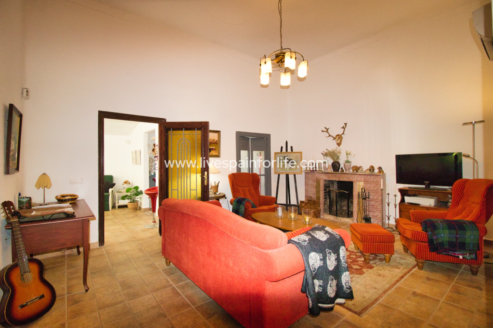 Resale - Country Property -
Alicante