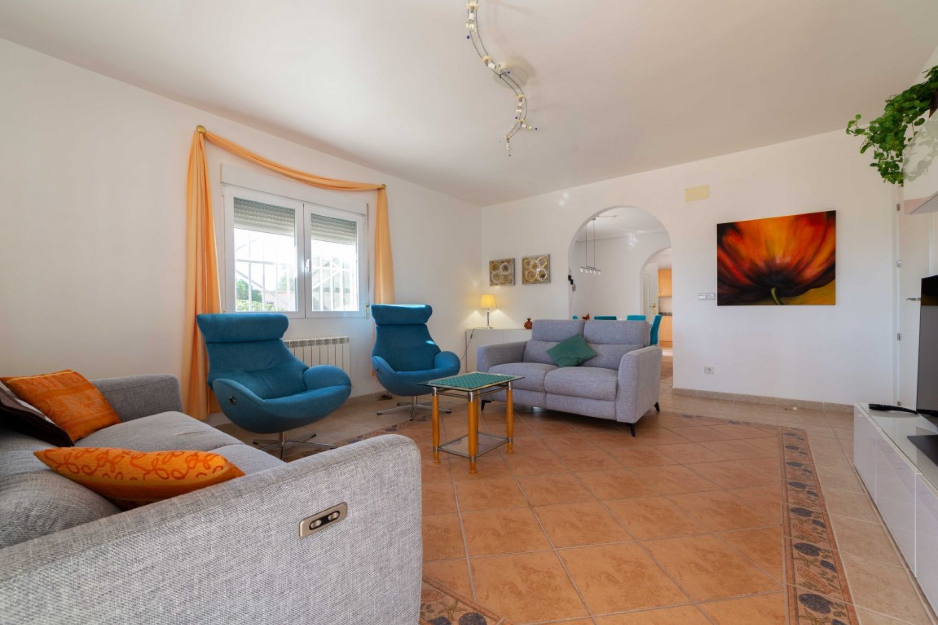 Resale - Country Property -
Alicante