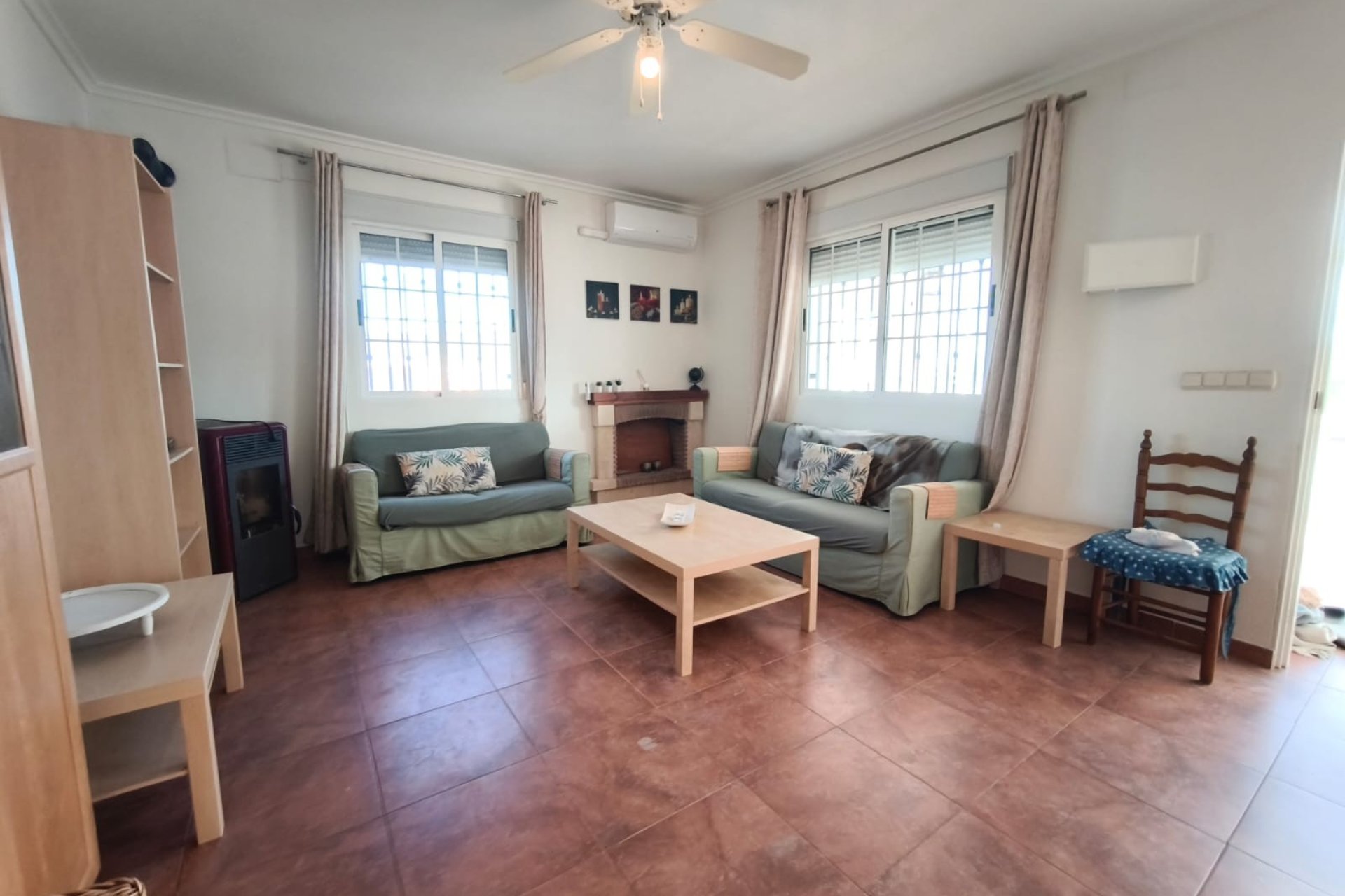 Resale - Country Property -
Alicante