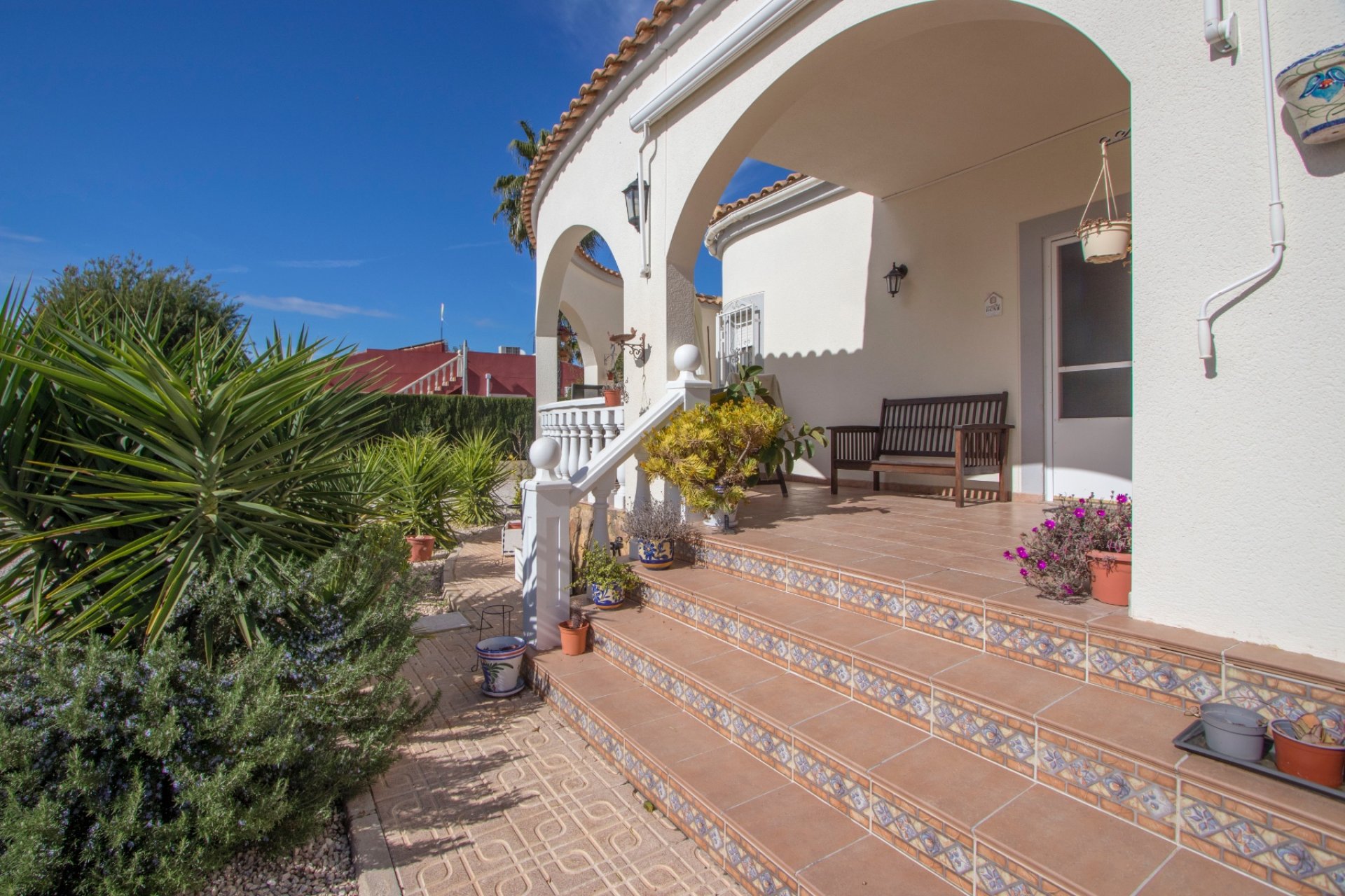 Resale - Country Property -
Alicante