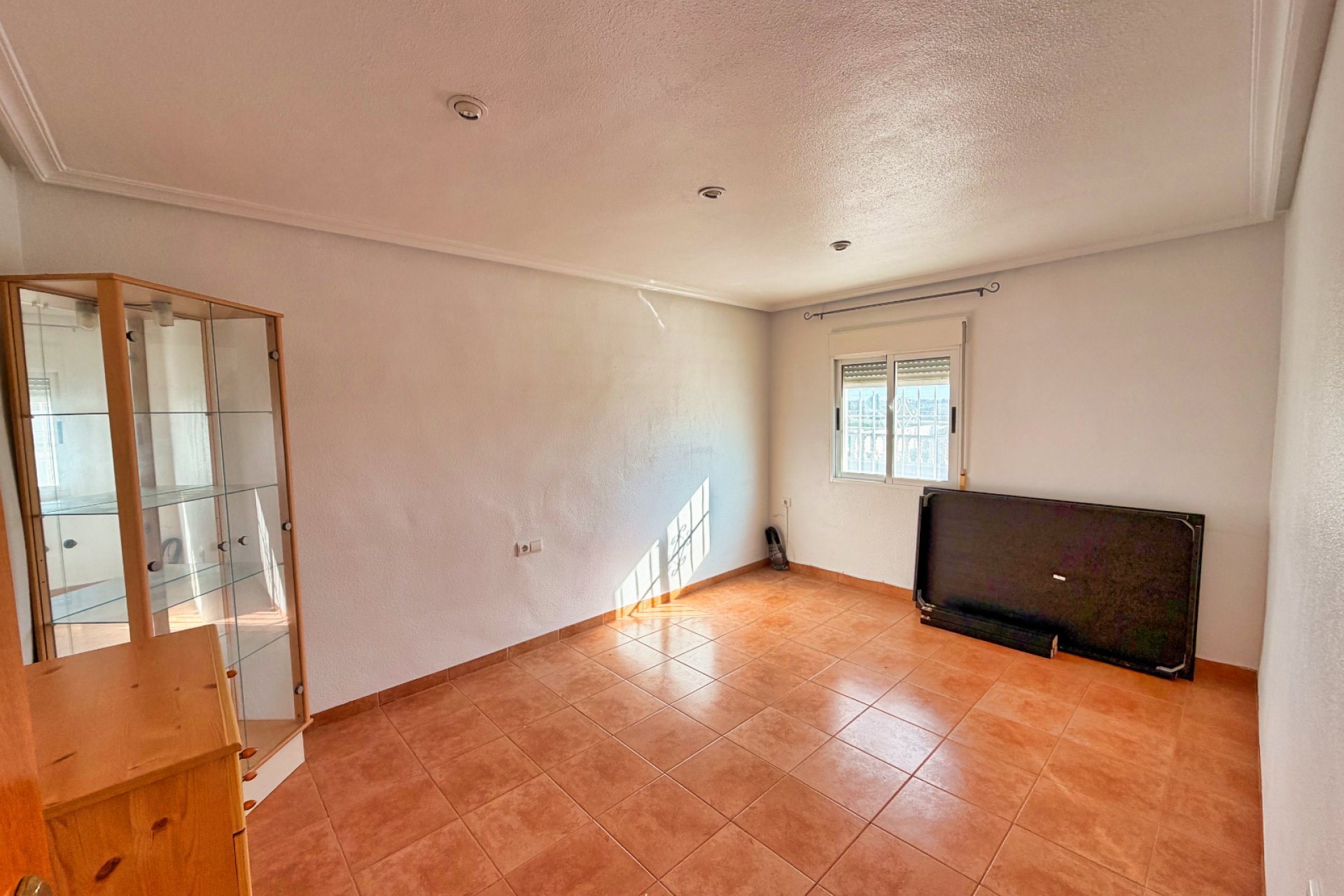 Resale - Country Property -
Alicante