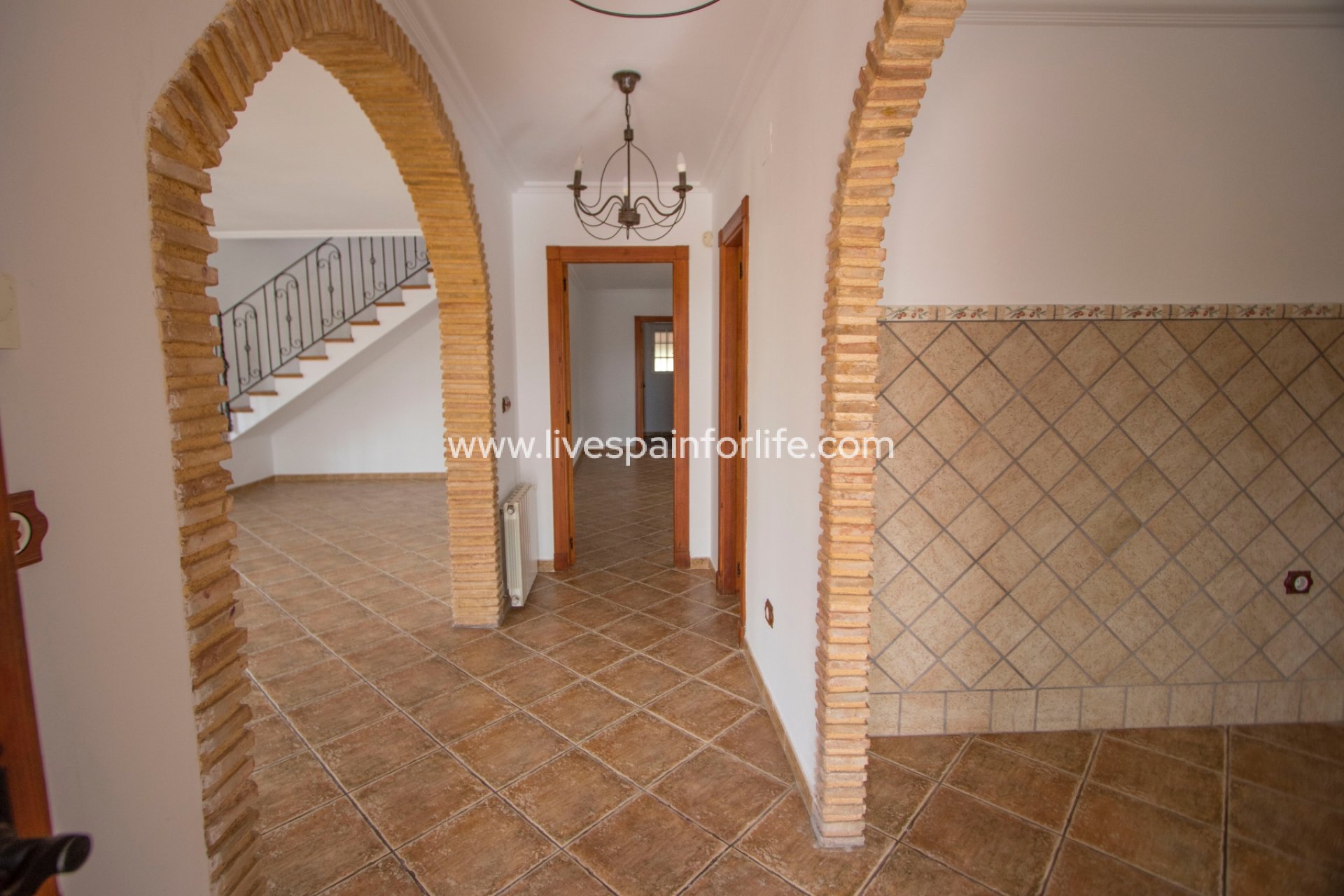 Resale - Country Property -
Alicante