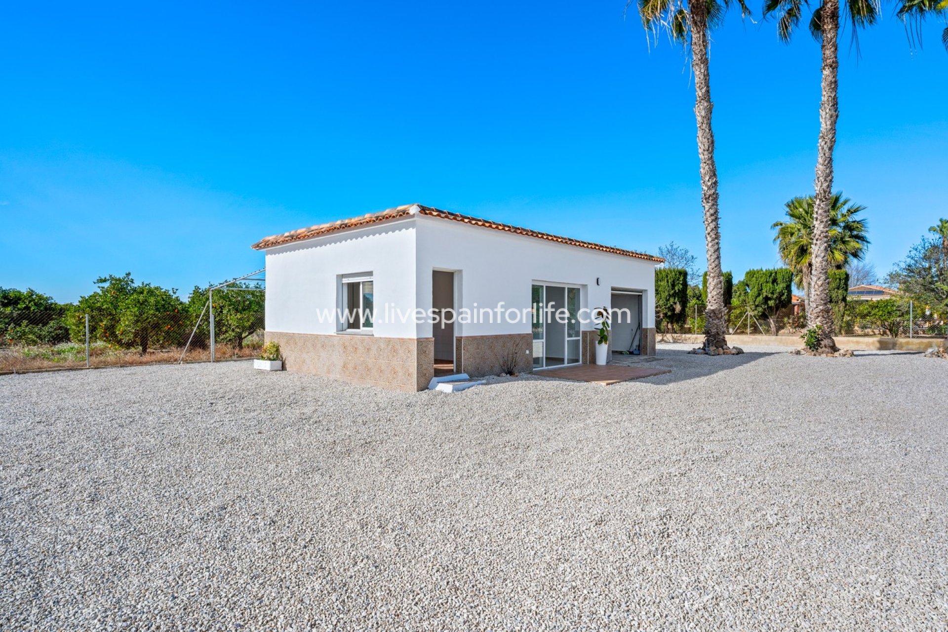 Resale - Country Property -
Alicante