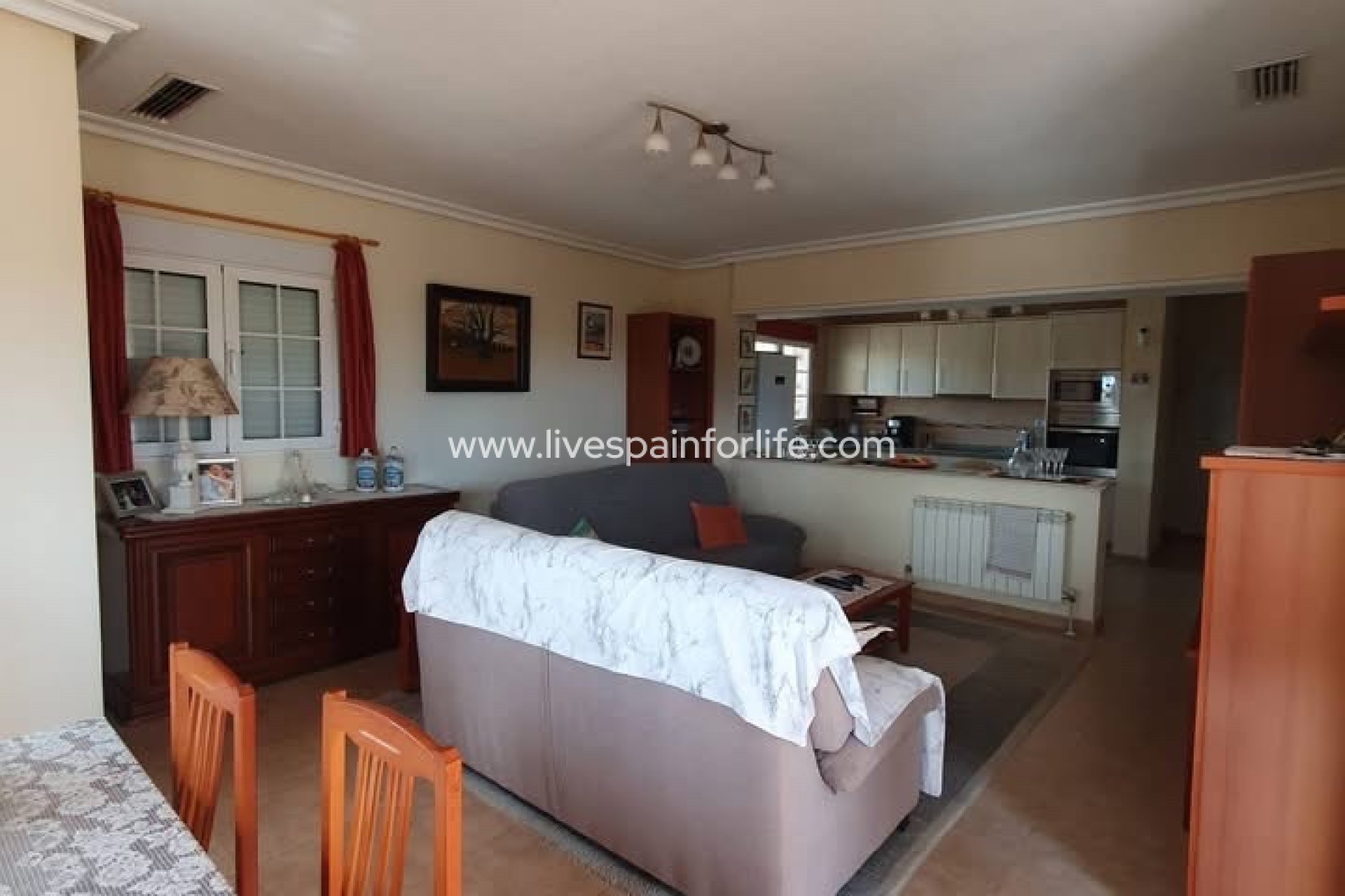 Resale - Country Property -
Alicante