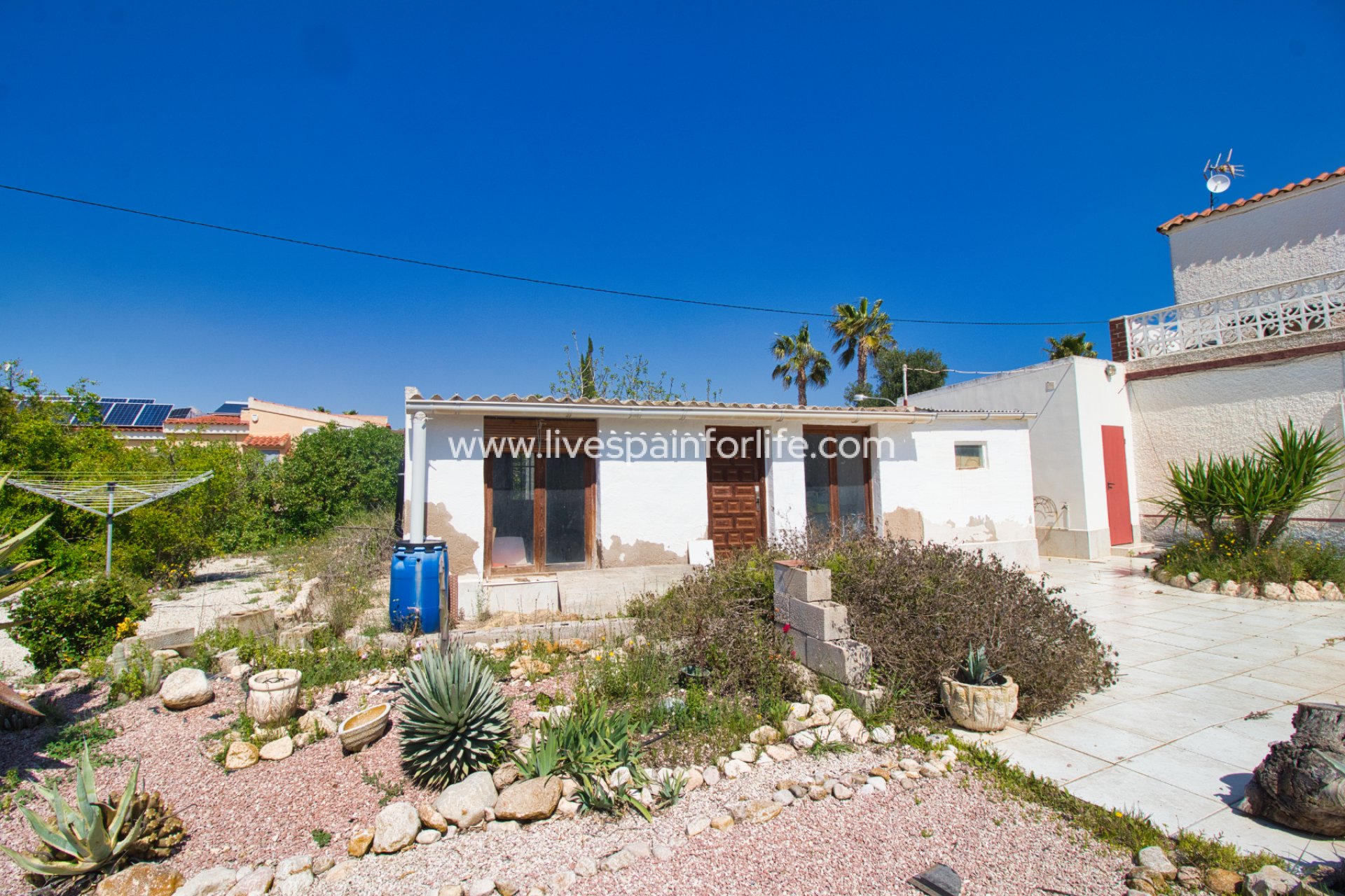 Resale - Country Property -
Alicante