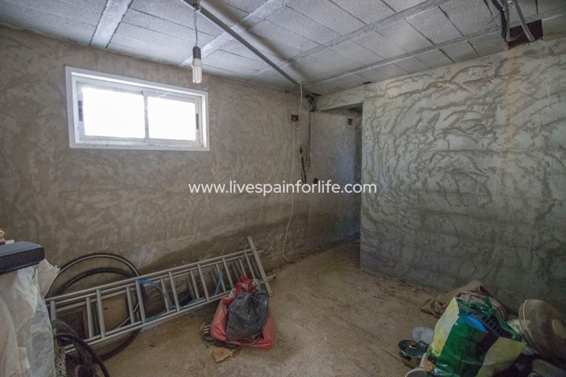 Resale - Country Property -
Alicante