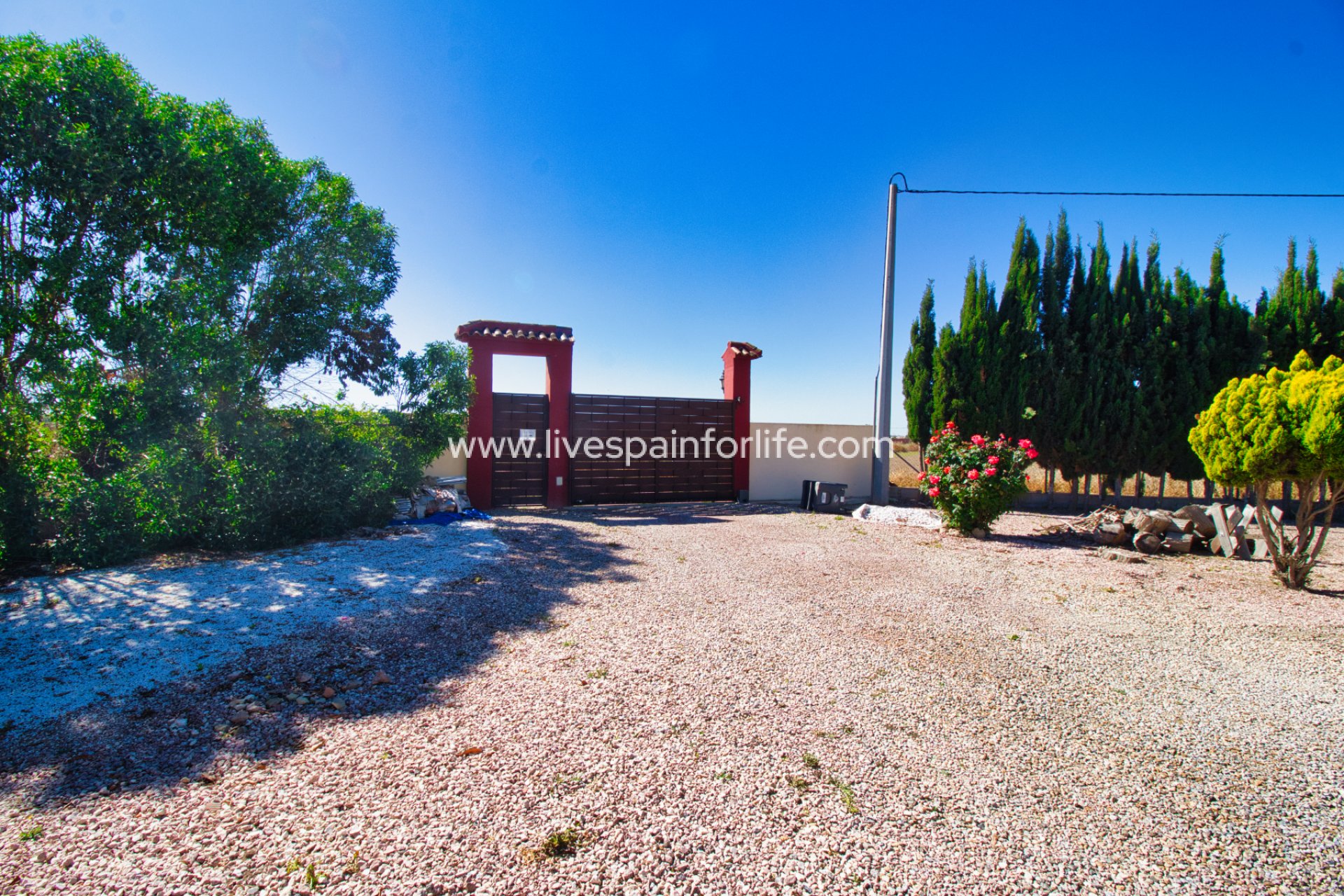Resale - Country Property -
Alicante