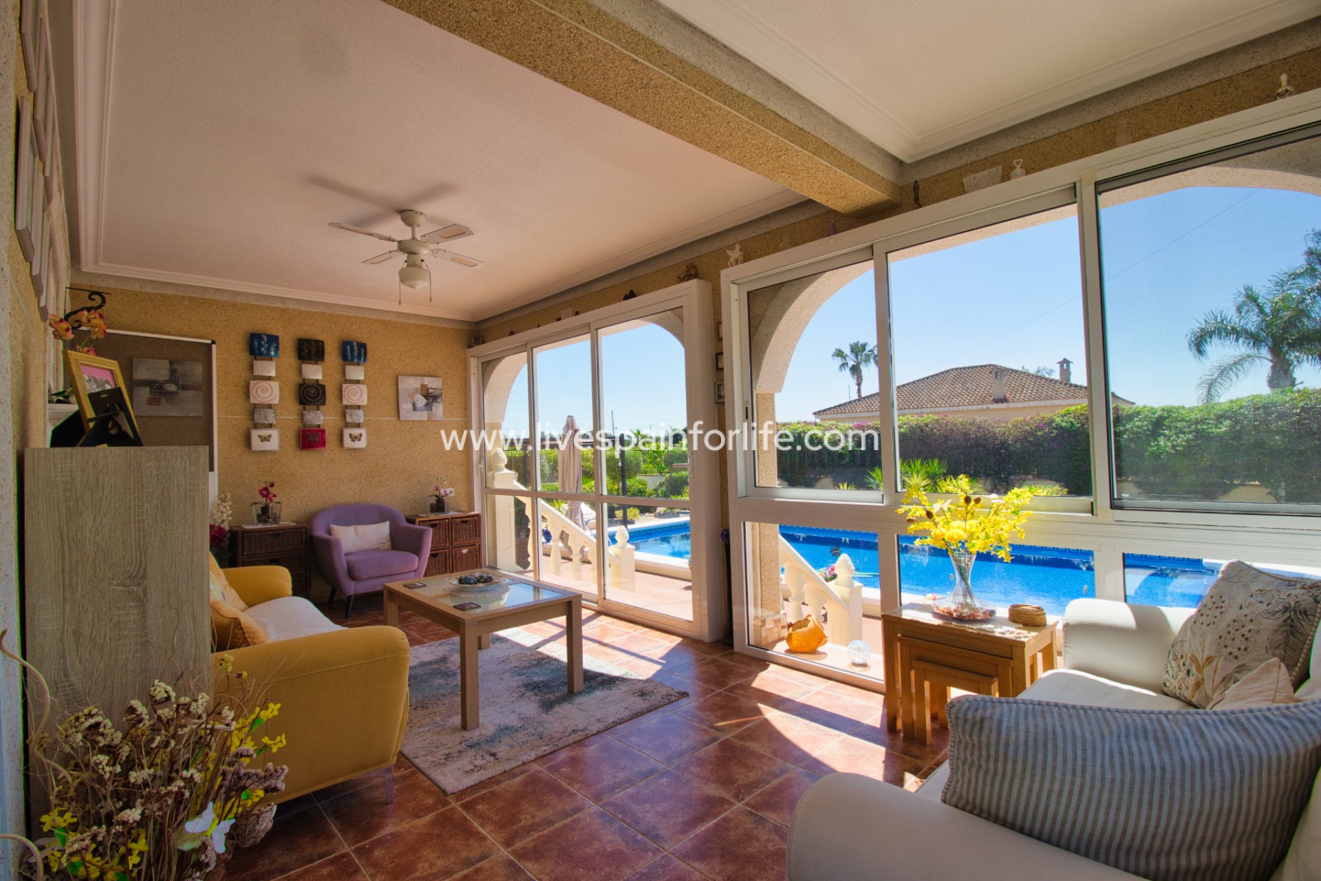 Resale - Country Property -
Alicante
