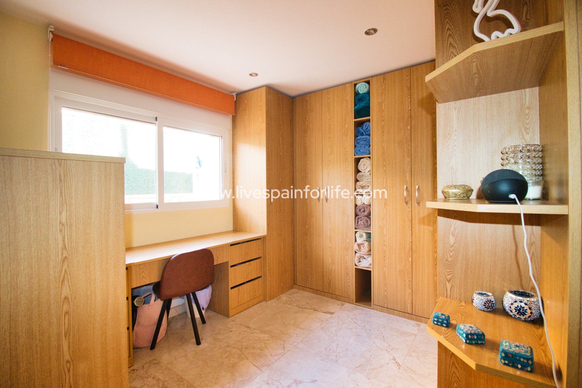 Resale - Country Property -
Alicante