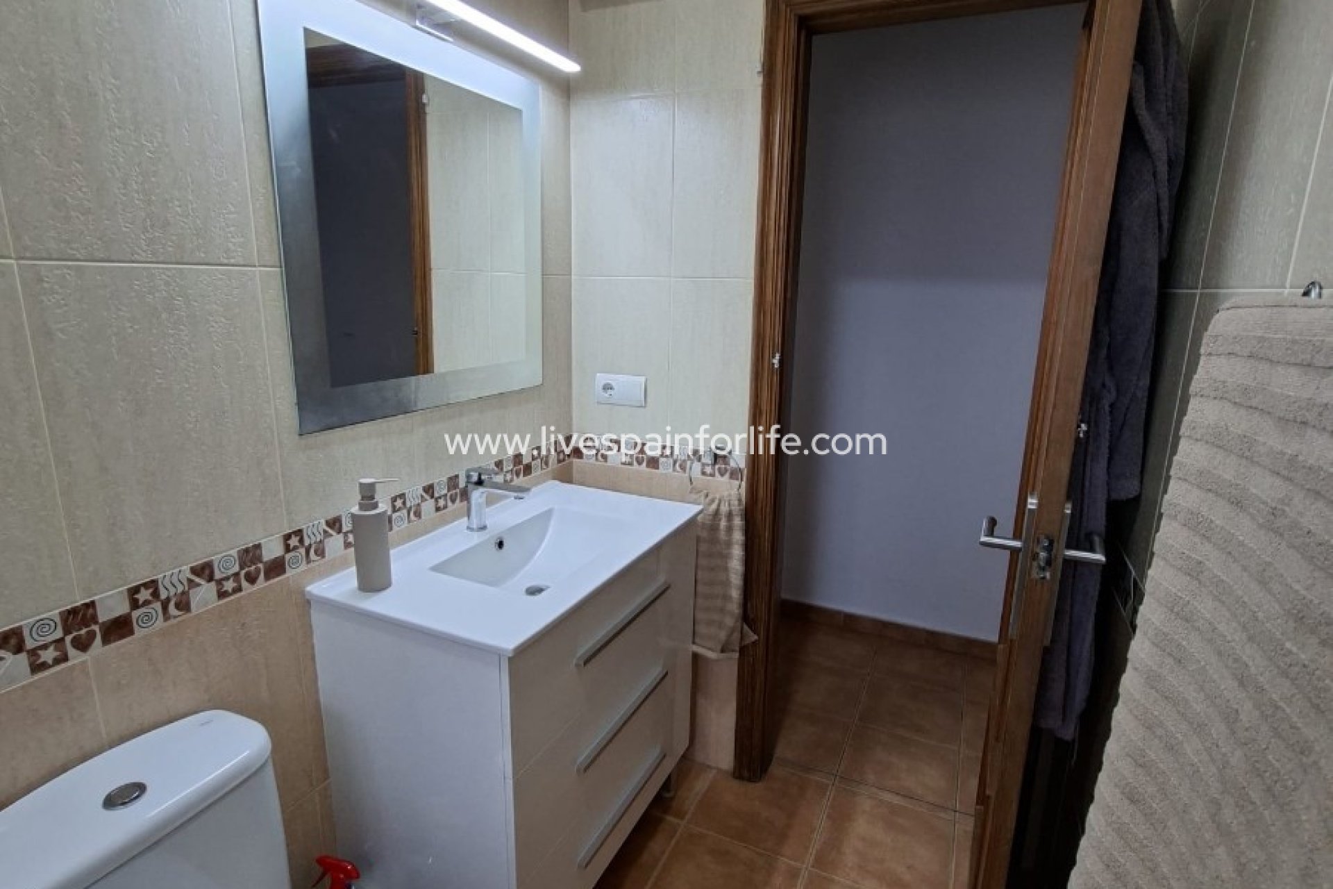 Resale - Country Property -
Alicante