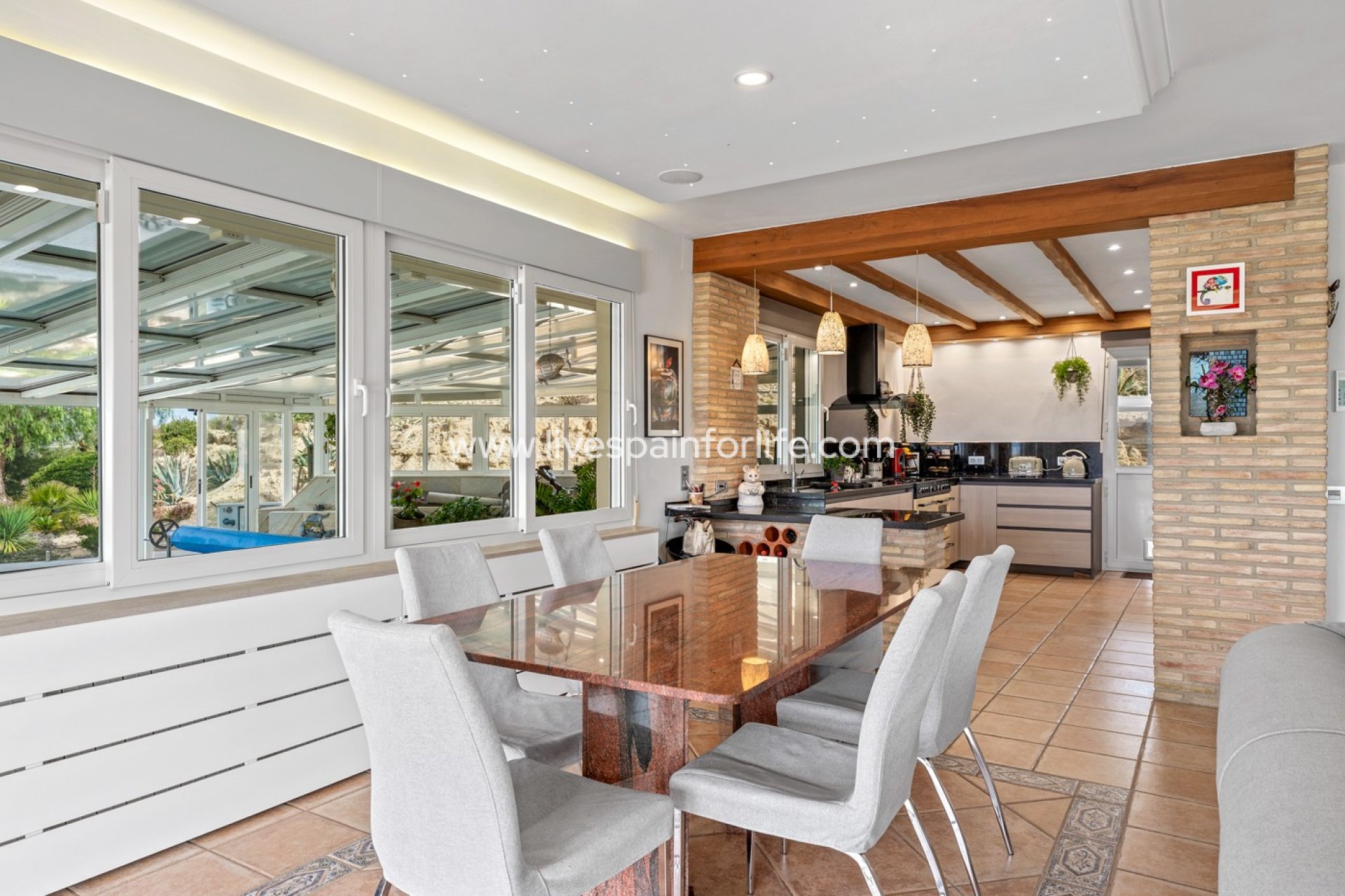 Resale - Country Property -
Alicante
