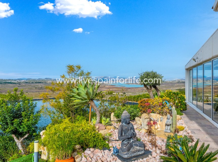 Resale - Country Property -
Alicante