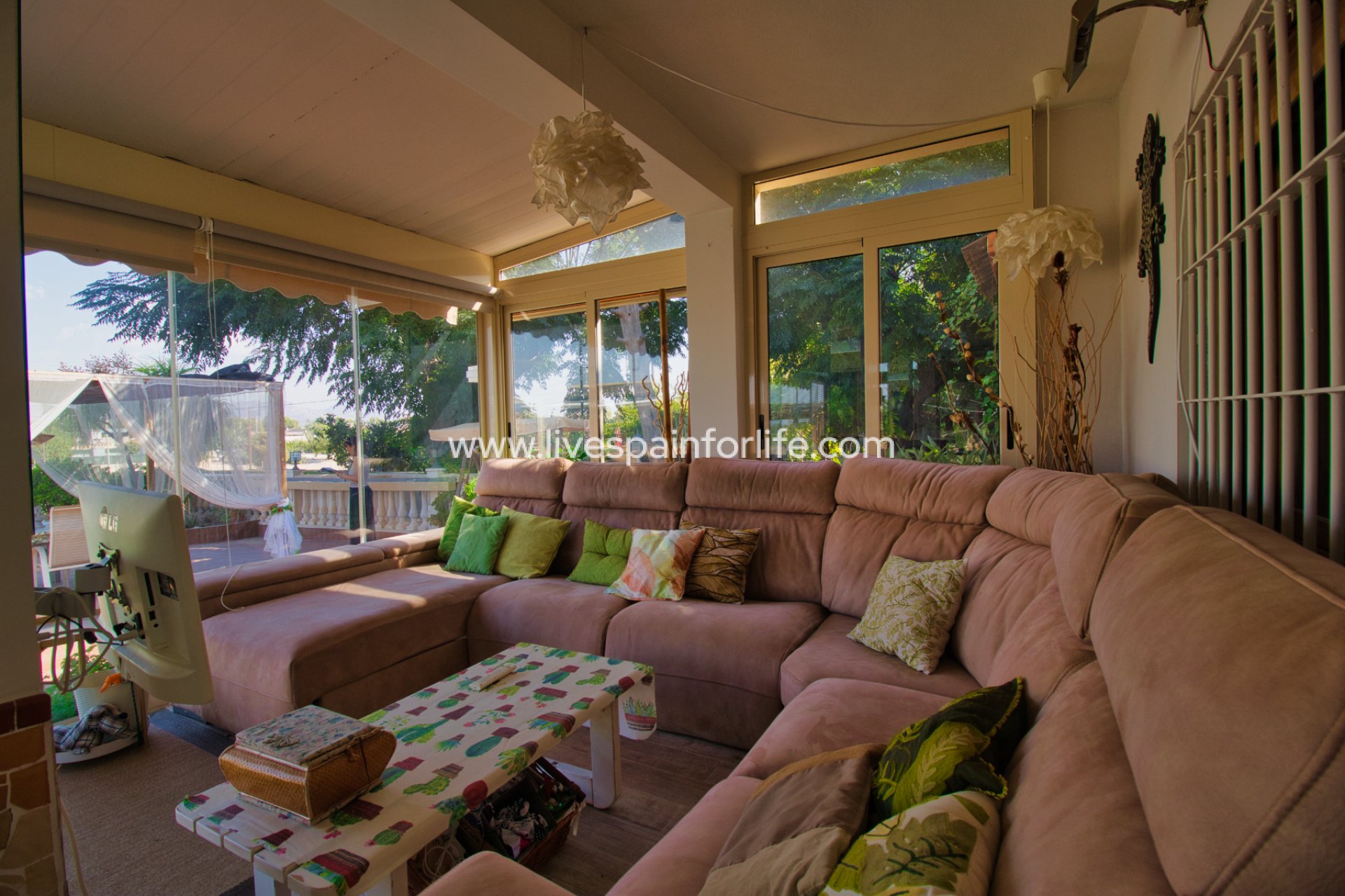 Resale - Country Property -
Alicante