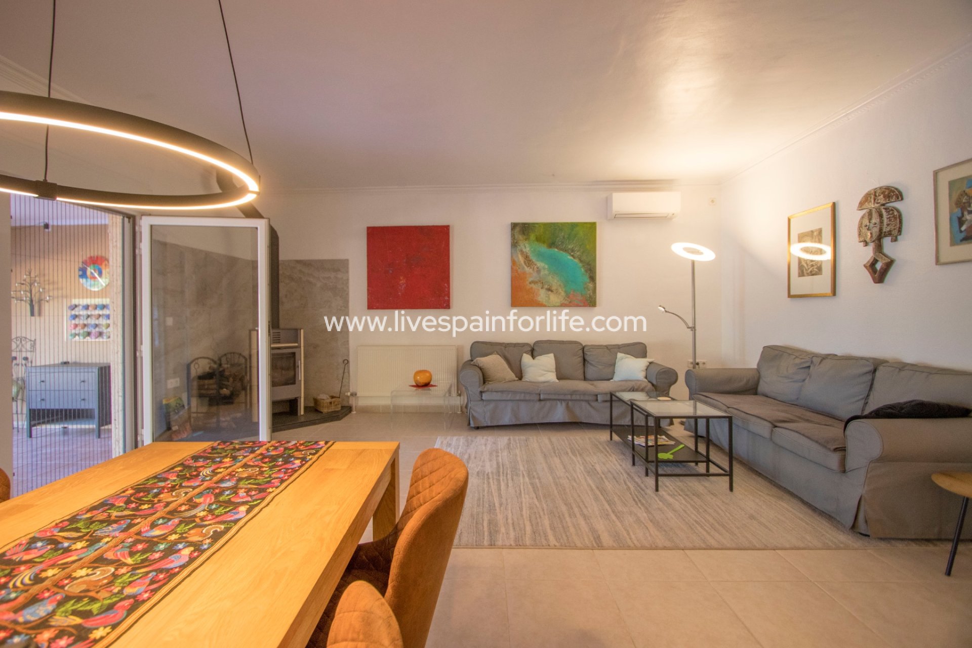 Resale - Country Property -
Alicante