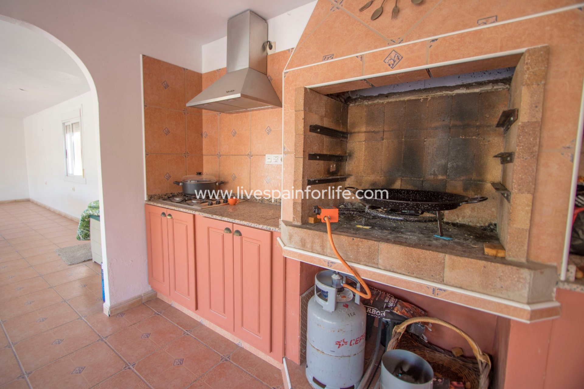 Resale - Country Property -
Alicante