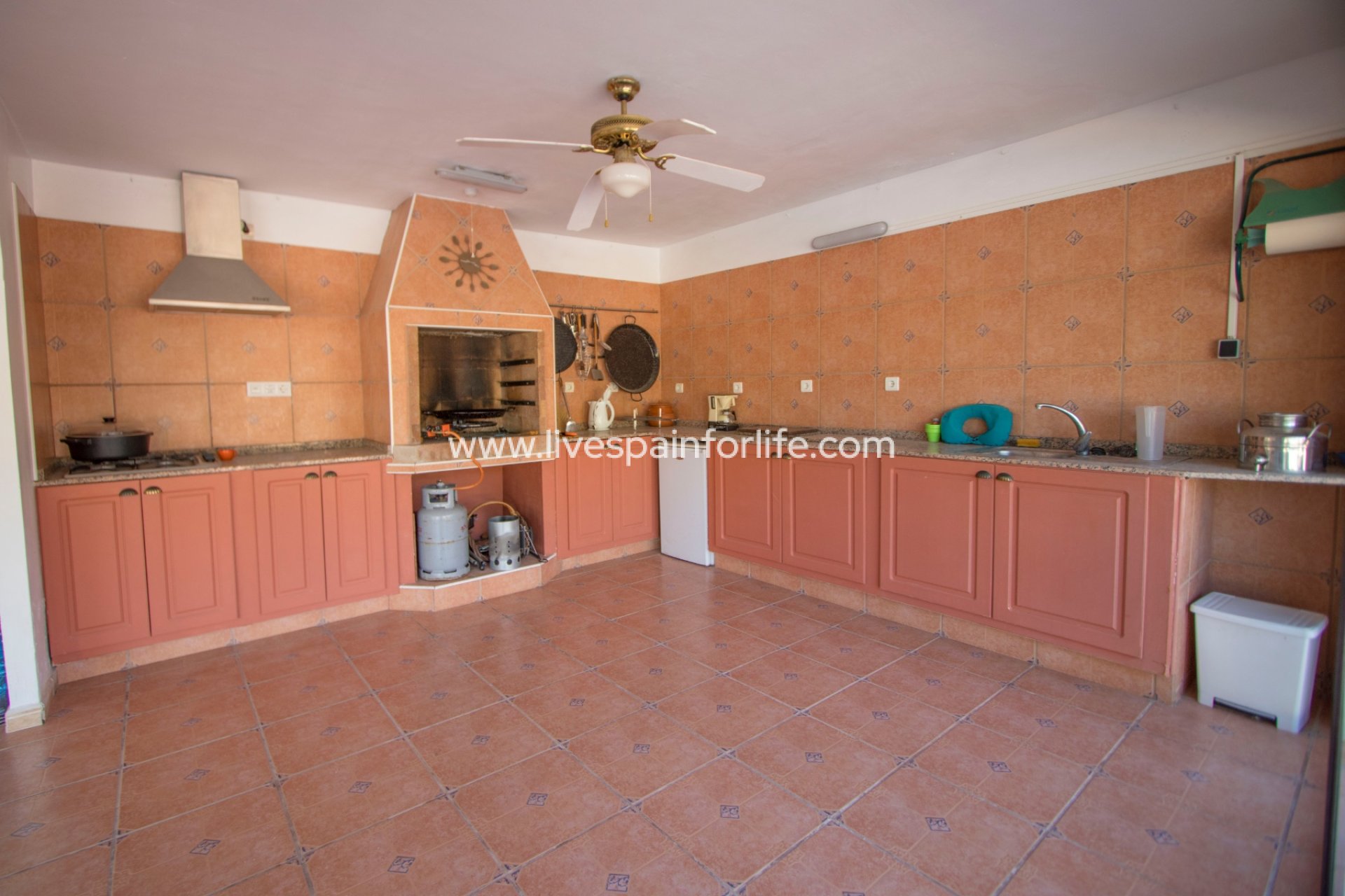 Resale - Country Property -
Alicante
