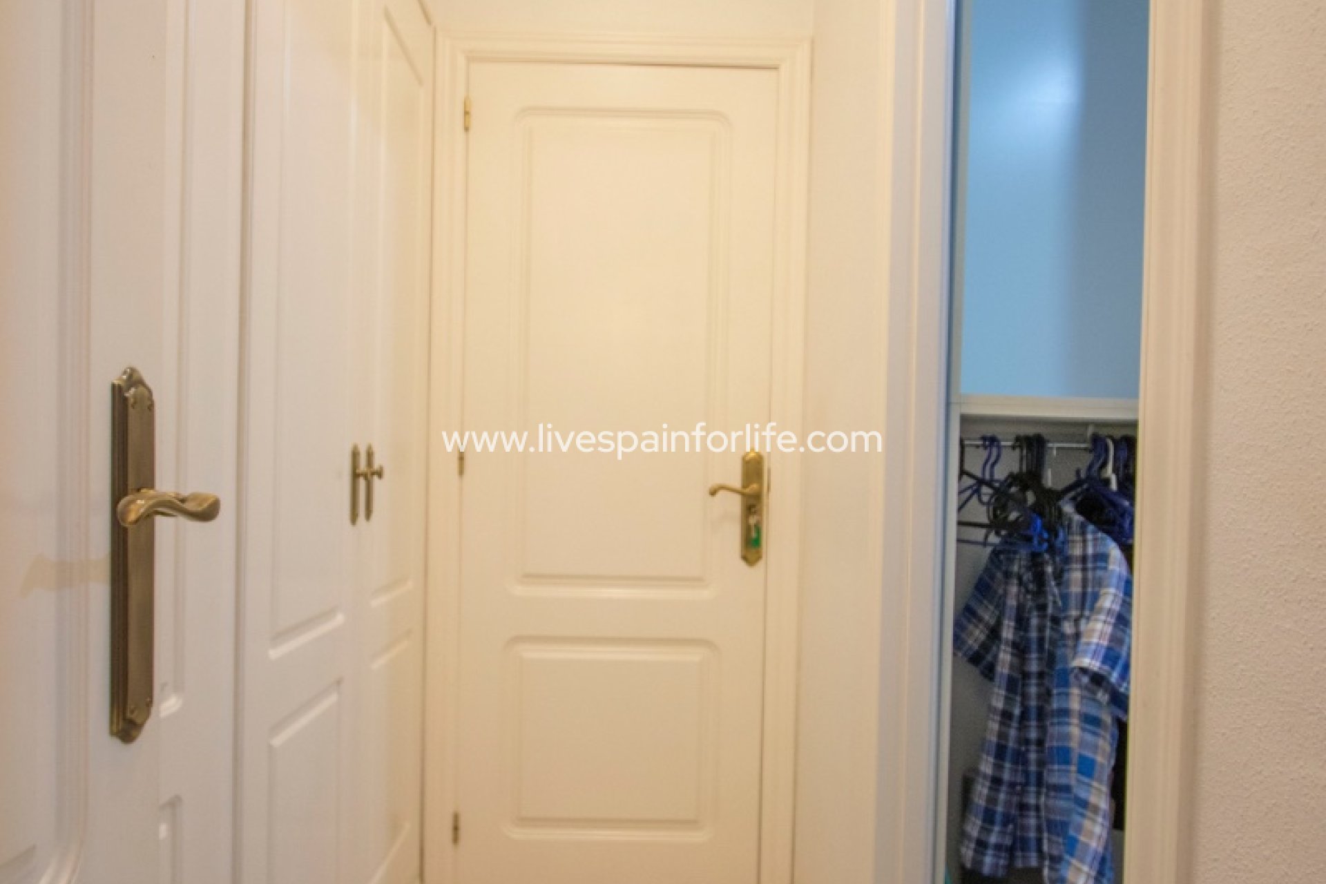 Resale - Country Property -
Alicante