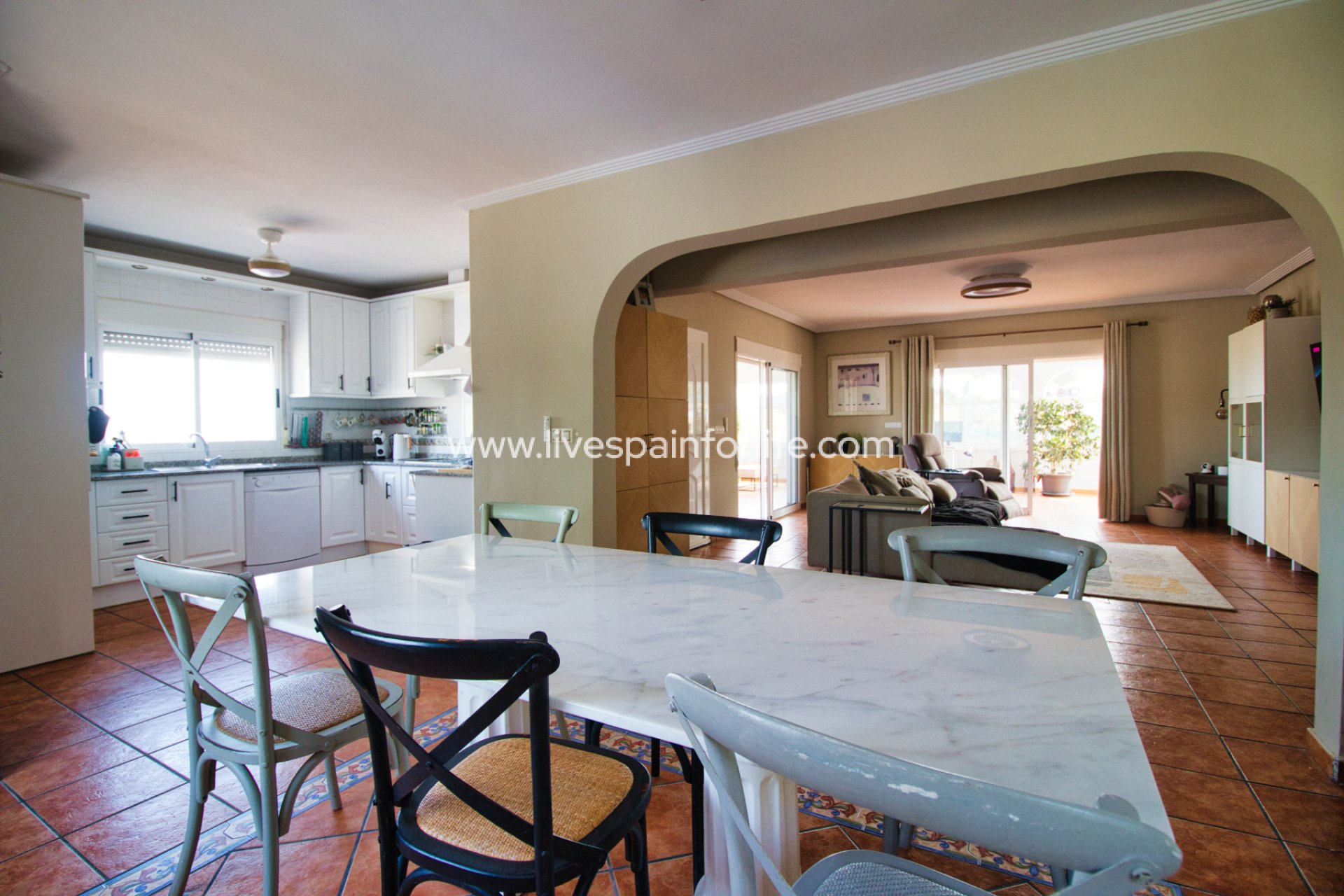 Resale - Country Property -
Alicante