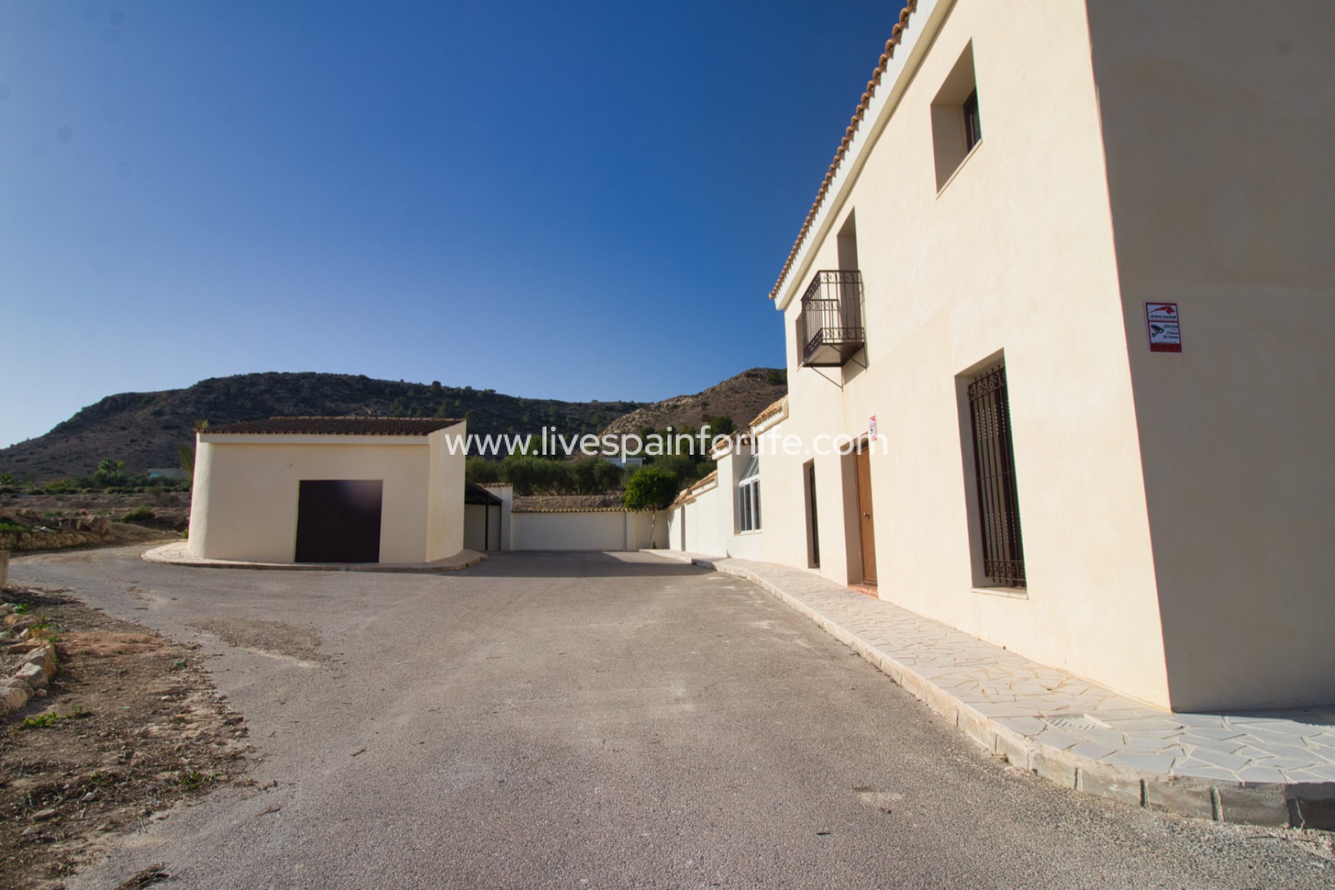 Resale - Country Property -
Aspe