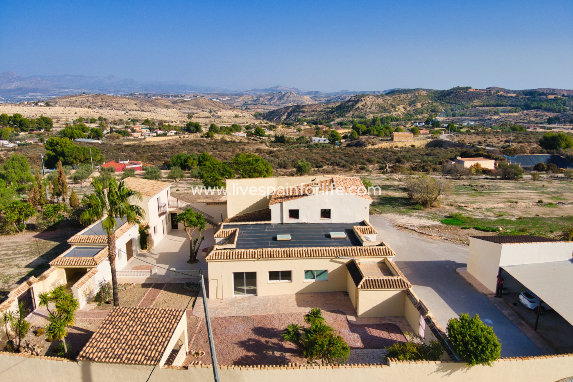 Resale - Country Property -
Aspe