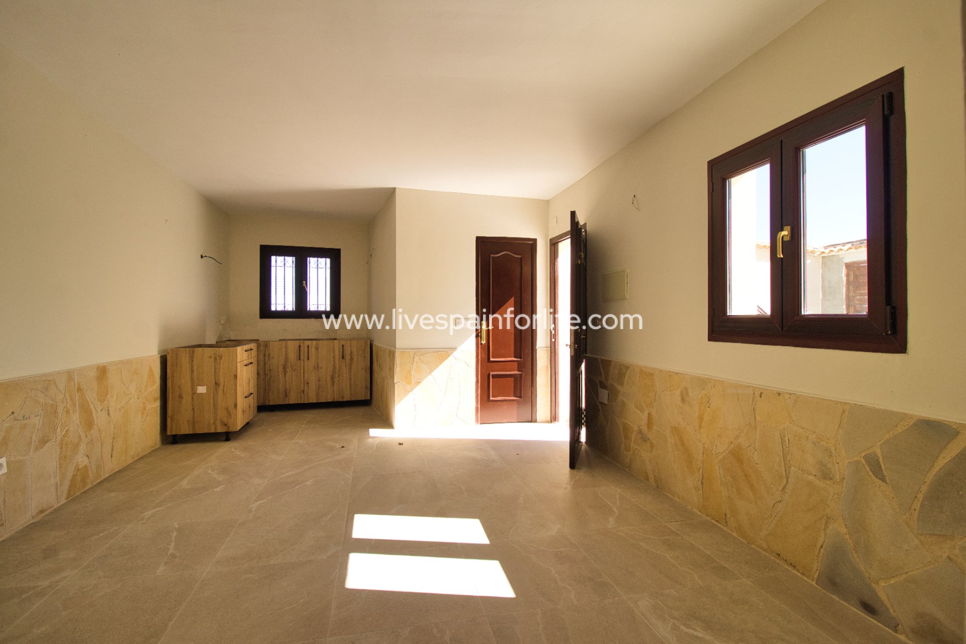 Resale - Country Property -
Aspe