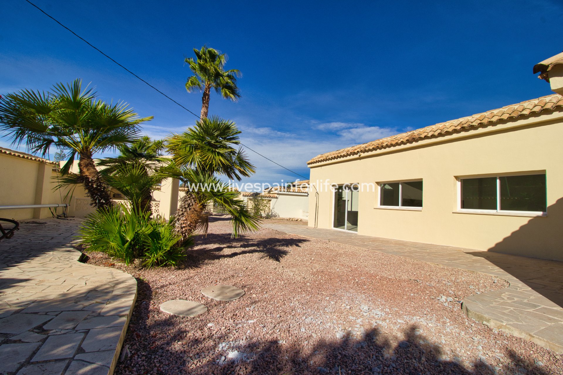 Resale - Country Property -
Aspe