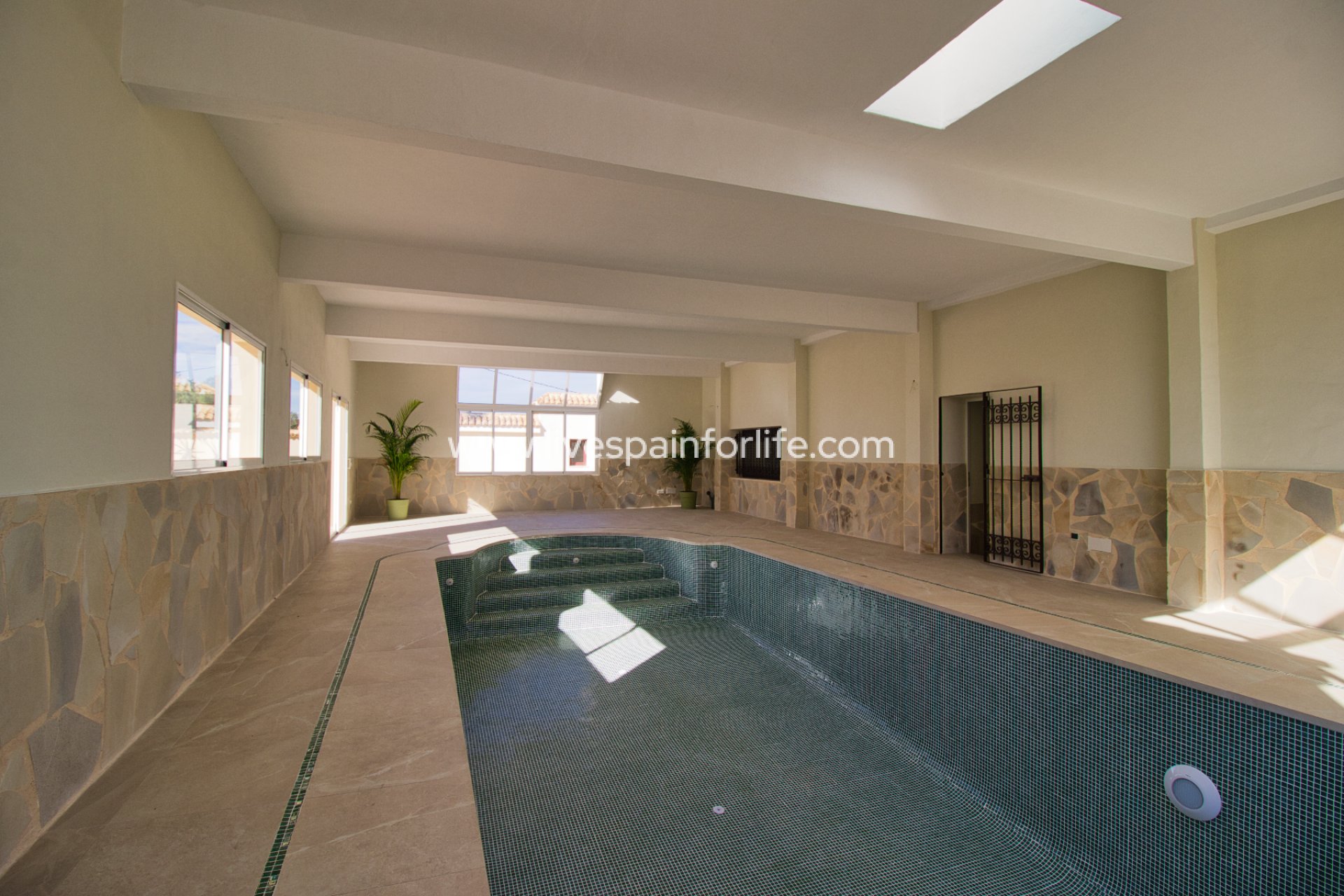 Resale - Country Property -
Aspe