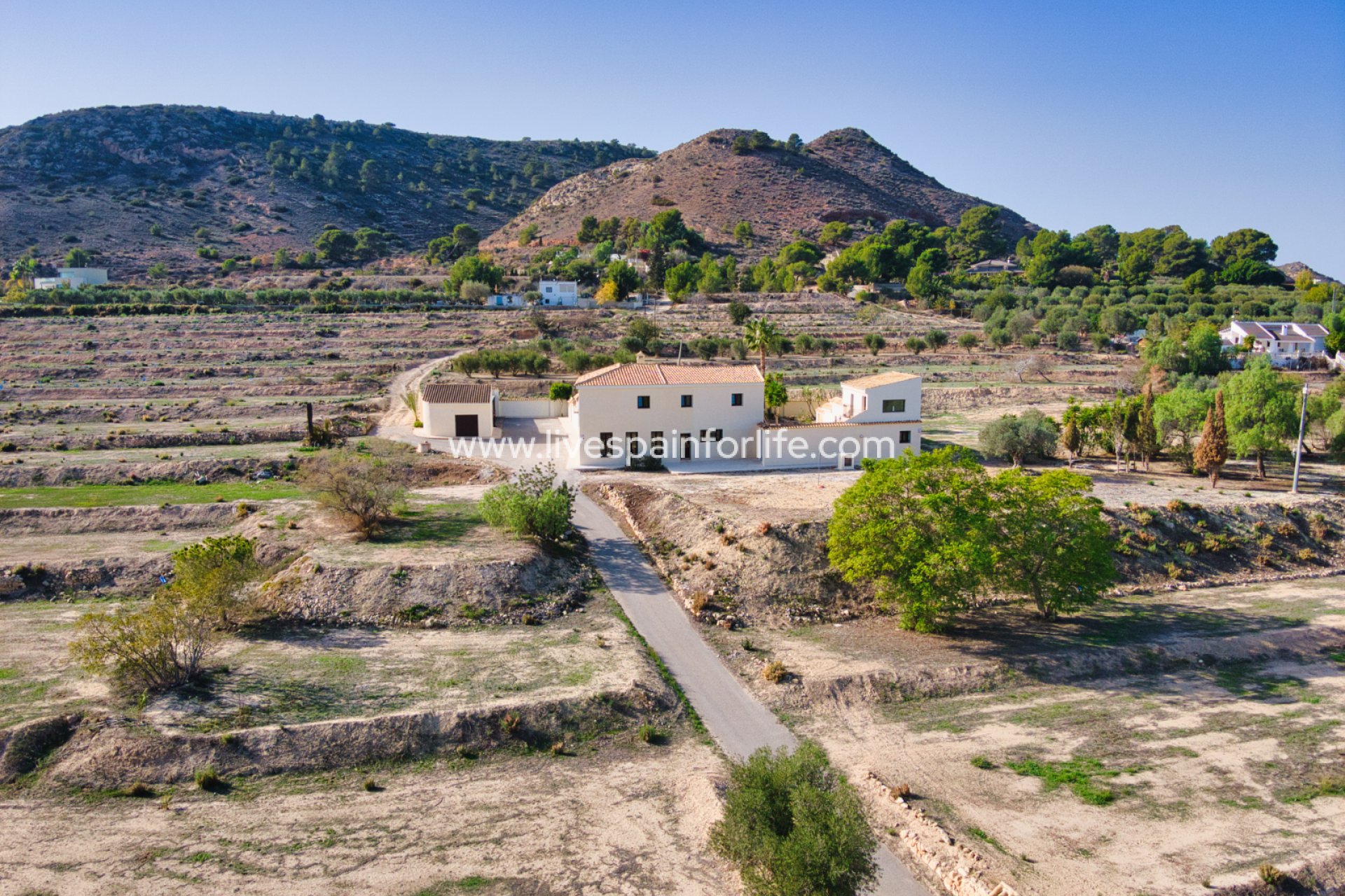 Resale - Country Property -
Aspe