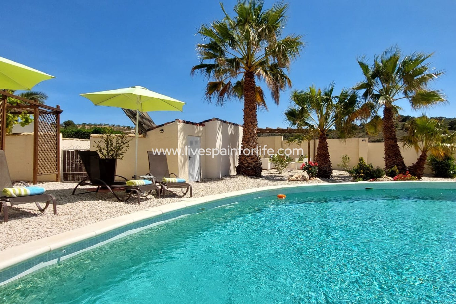 Resale - Country Property -
Barbarroja