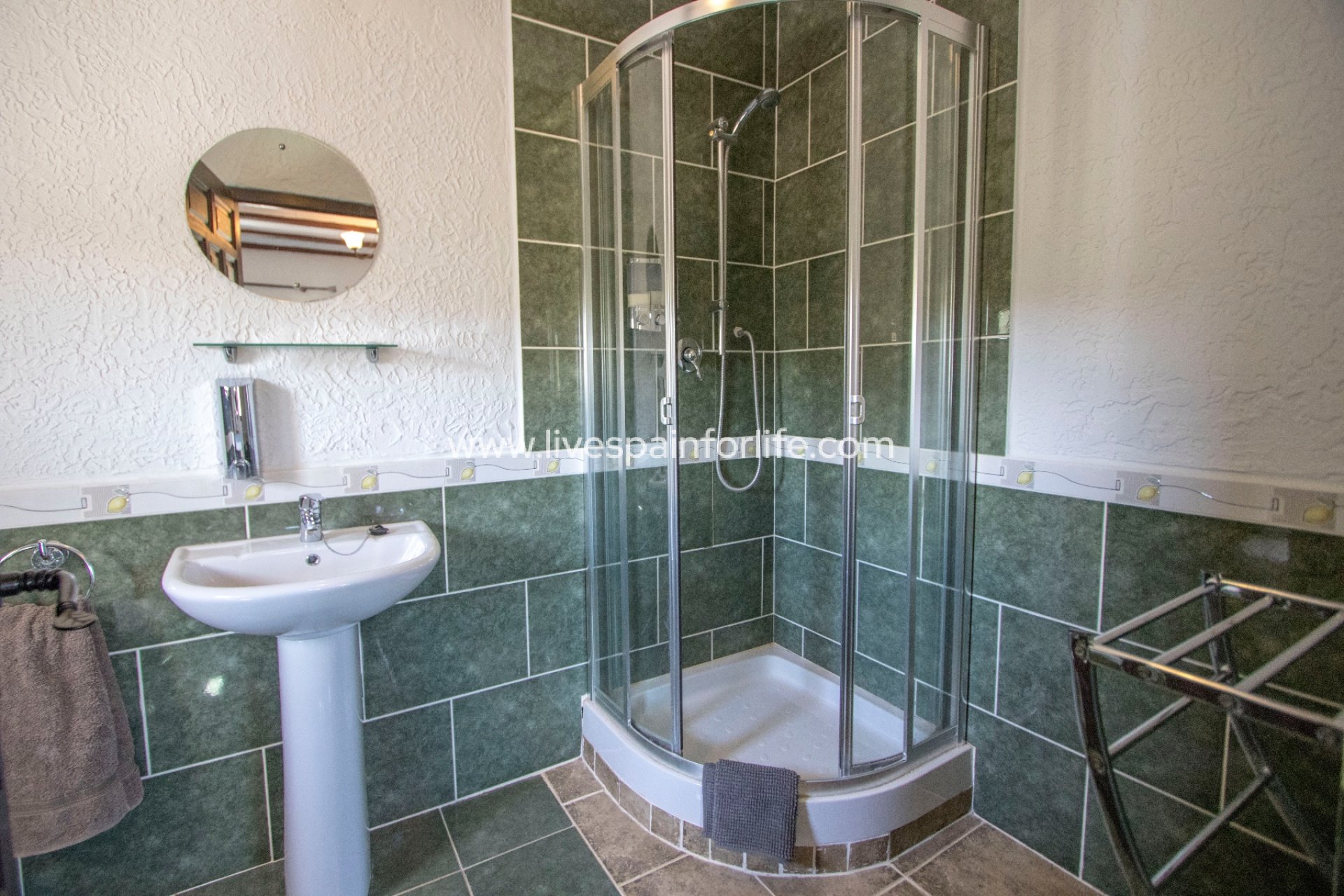 Resale - Country Property -
Barbarroja