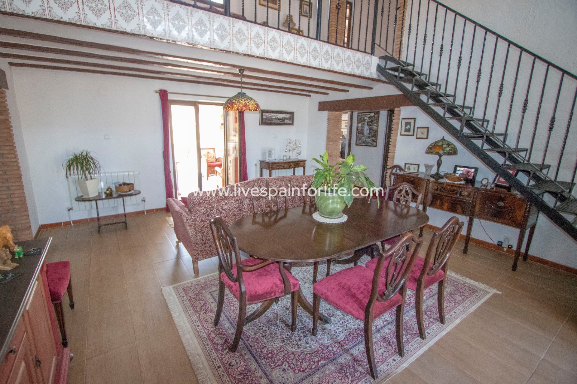 Resale - Country Property -
Barbarroja