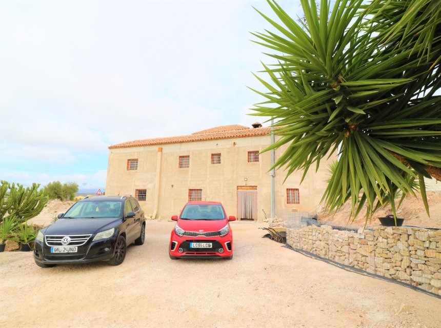 Resale - Country Property -
Barinas