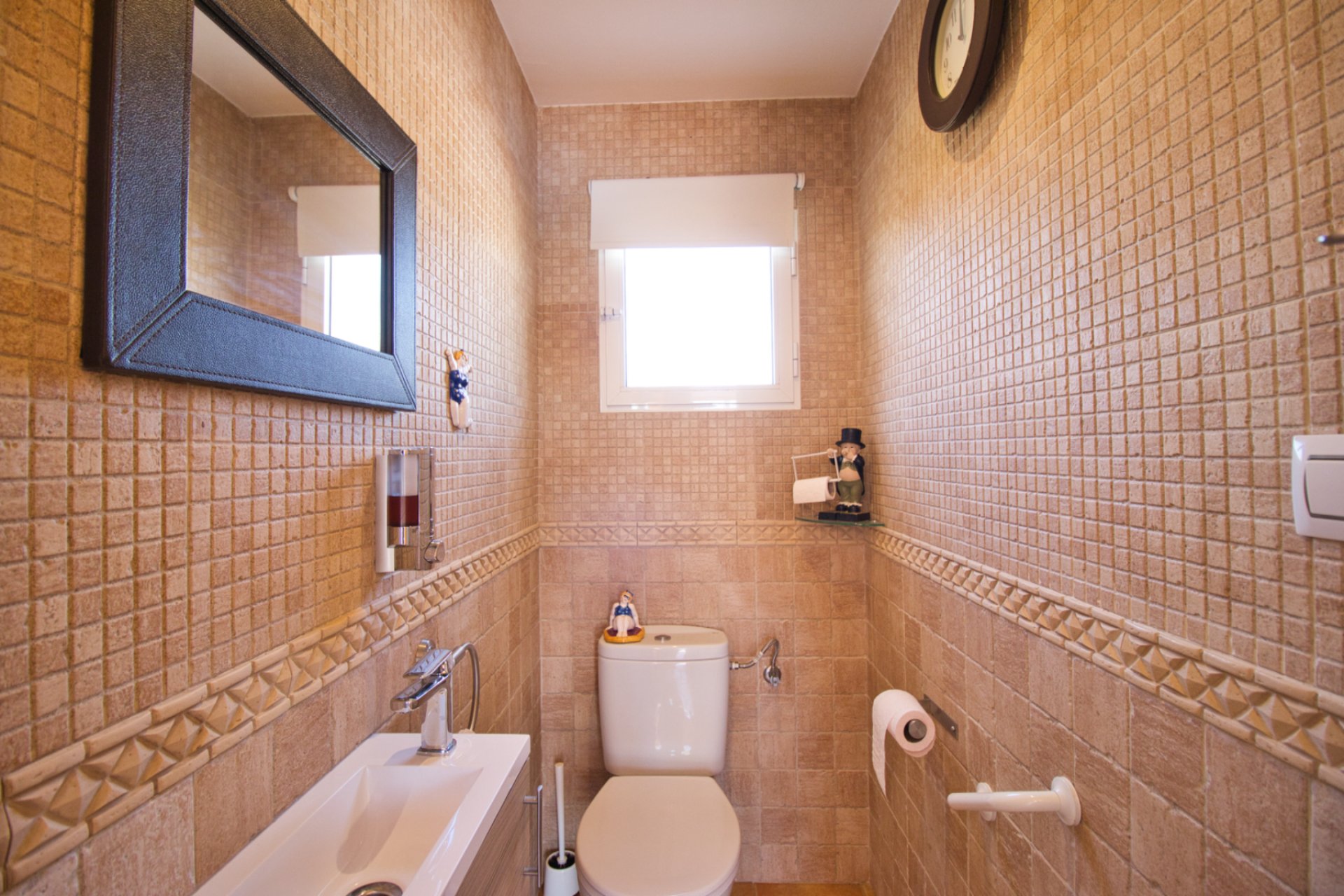 Resale - Country Property -
Benferri