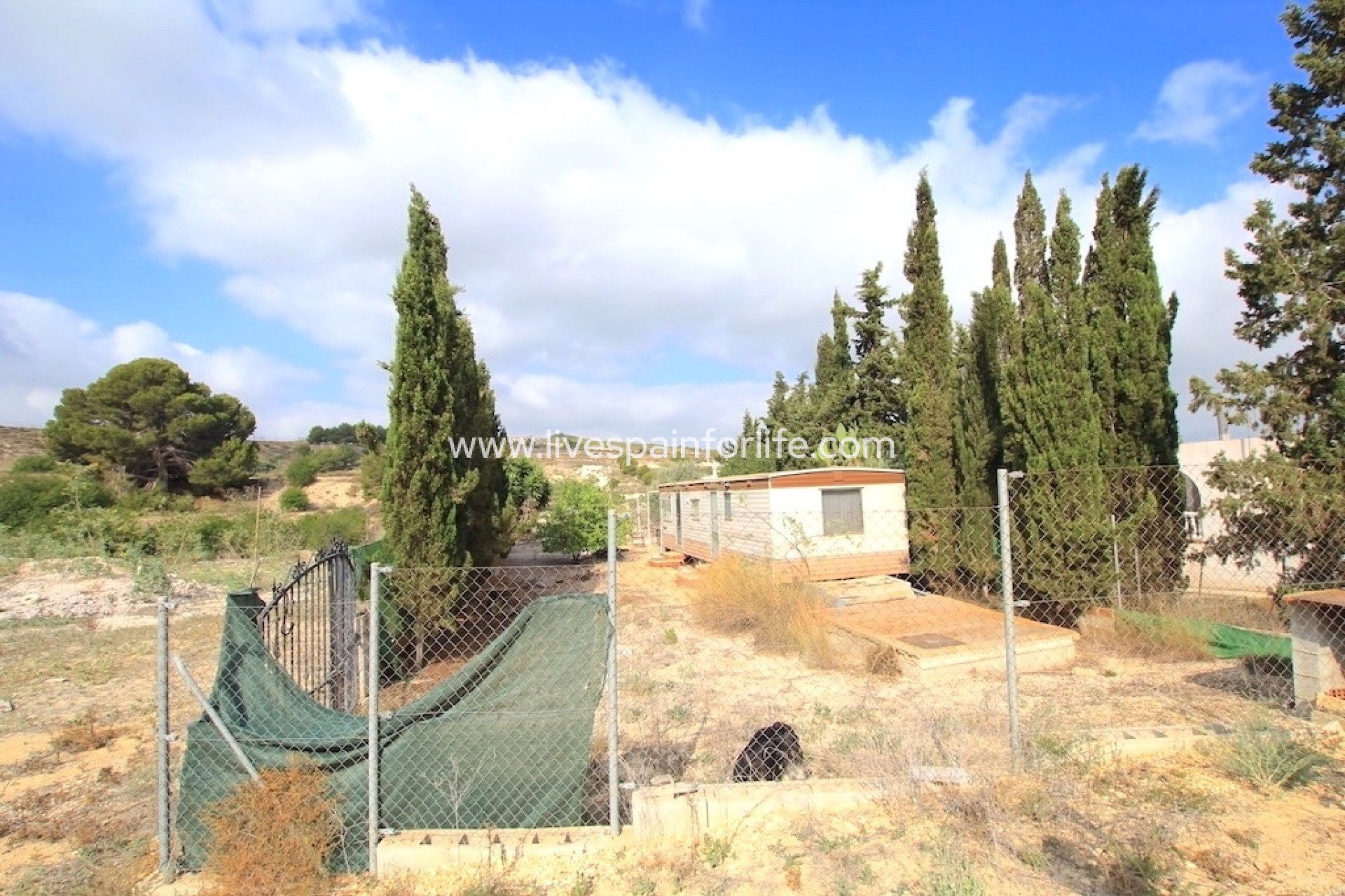 Resale - Country Property -
Bigastro