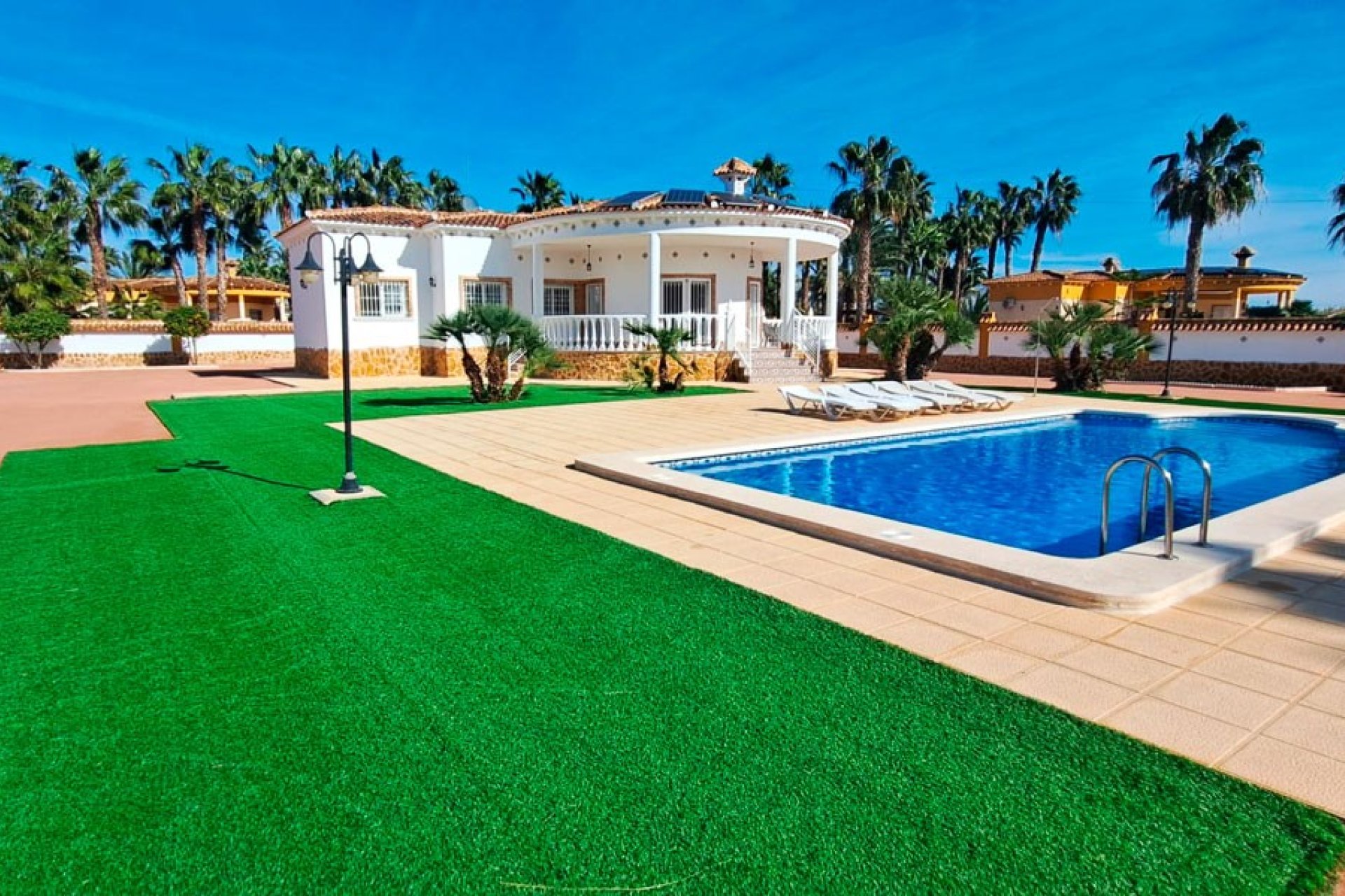 Resale - Country Property -
Catral - Catral - Country