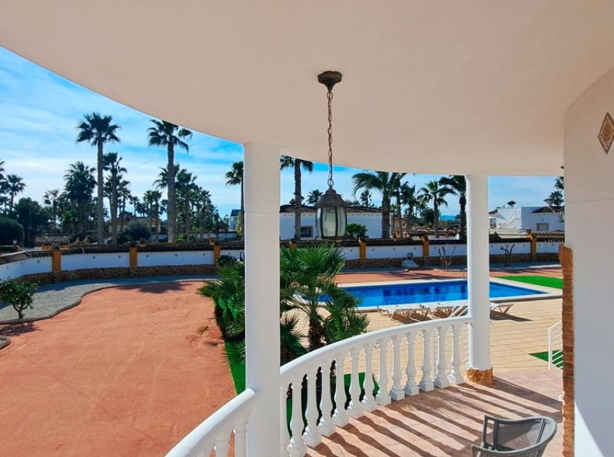 Resale - Country Property -
Catral - Catral - Country