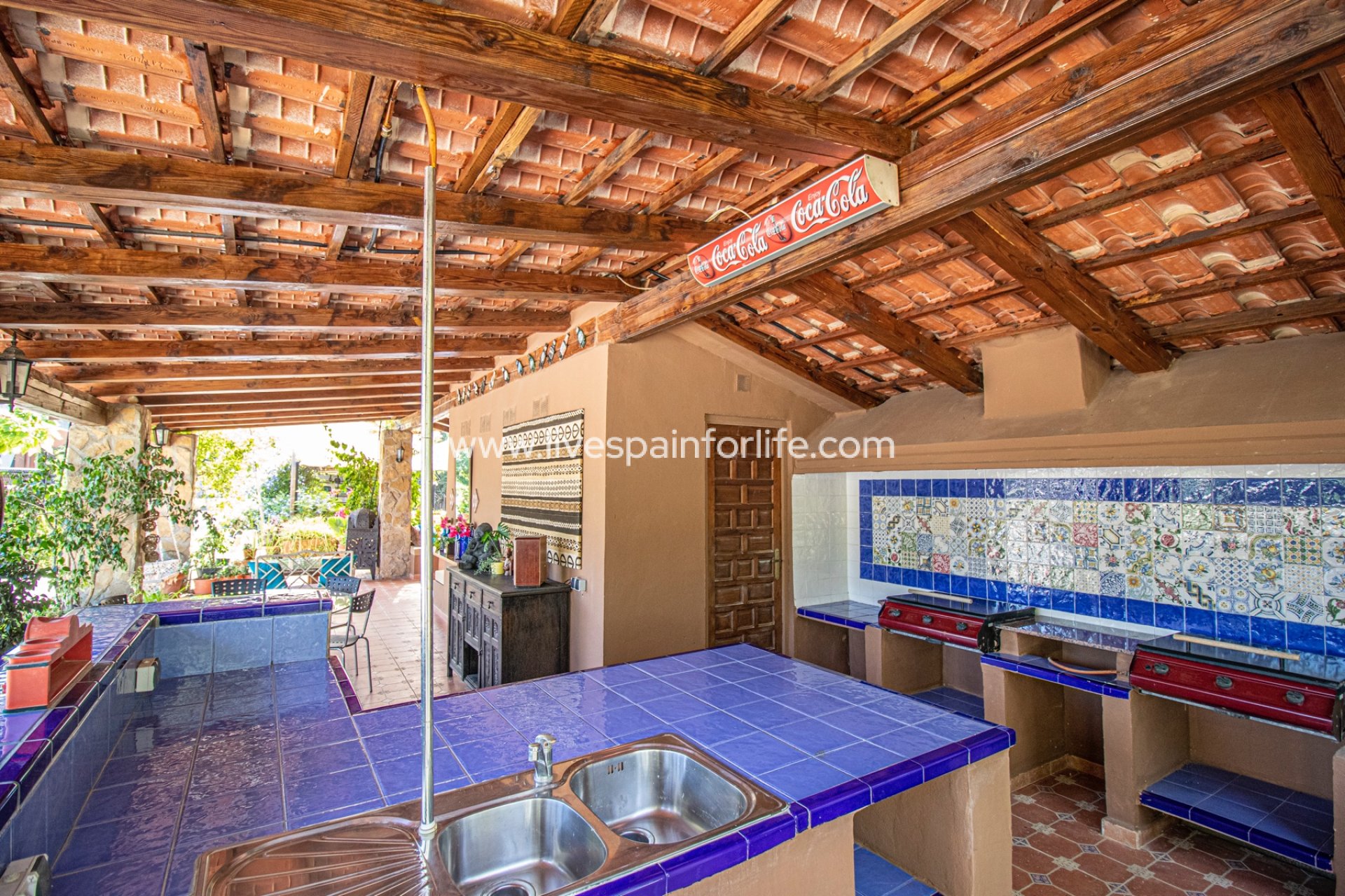 Resale - Country Property -
Catral