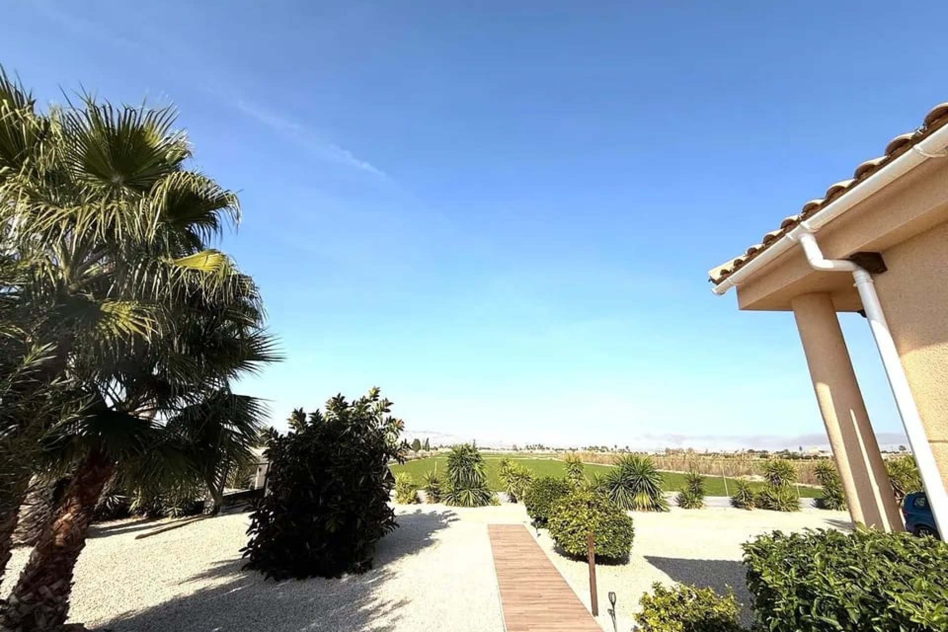 Resale - Country Property -
Catral