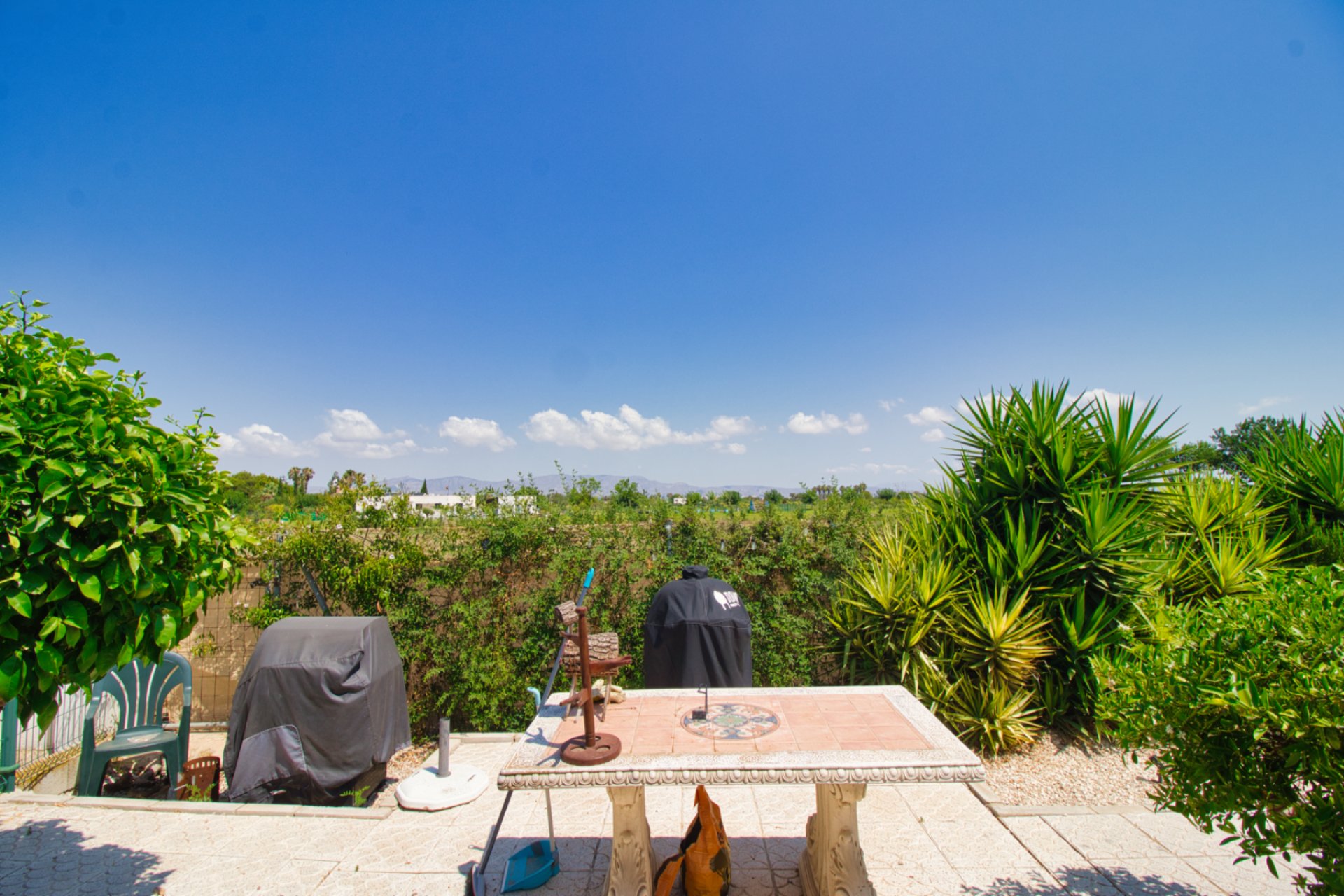 Resale - Country Property -
Catral