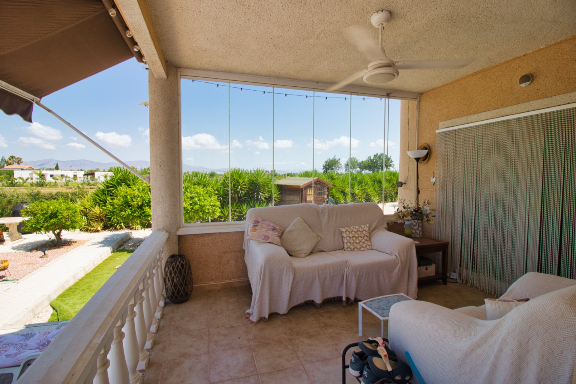 Resale - Country Property -
Catral