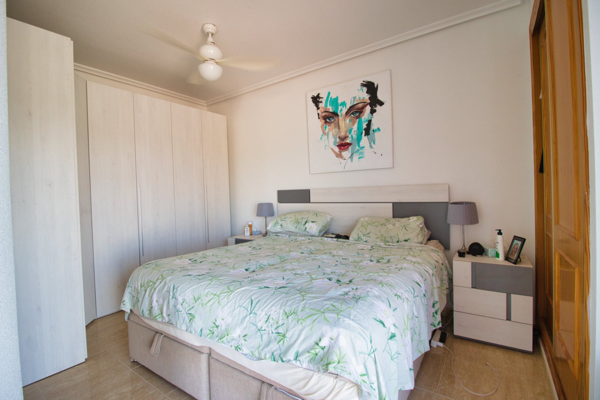 Resale - Country Property -
Catral