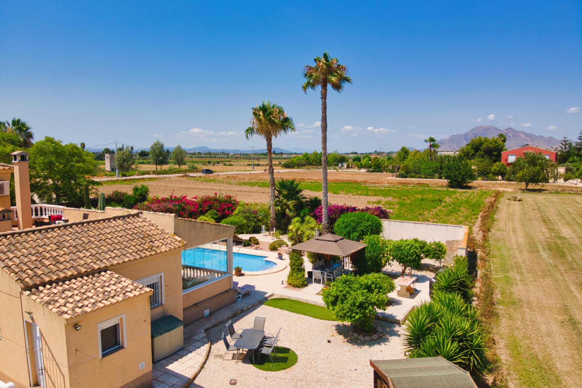 Resale - Country Property -
Catral