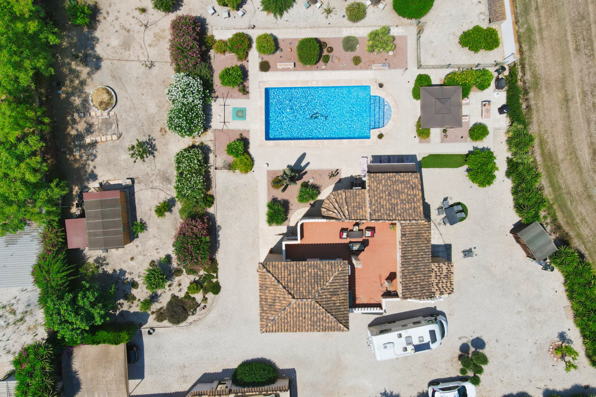 Resale - Country Property -
Catral