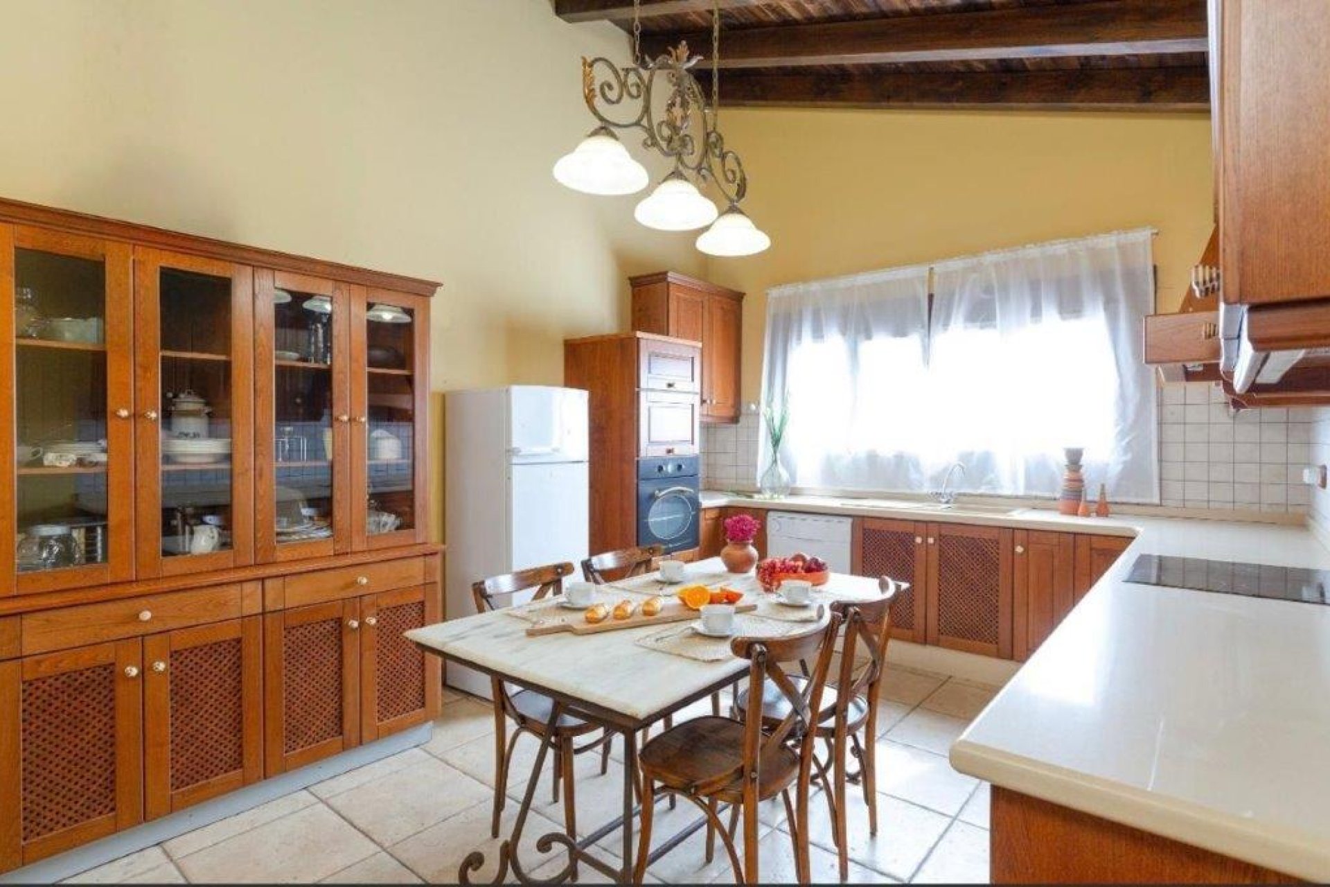 Resale - Country Property -
Catral