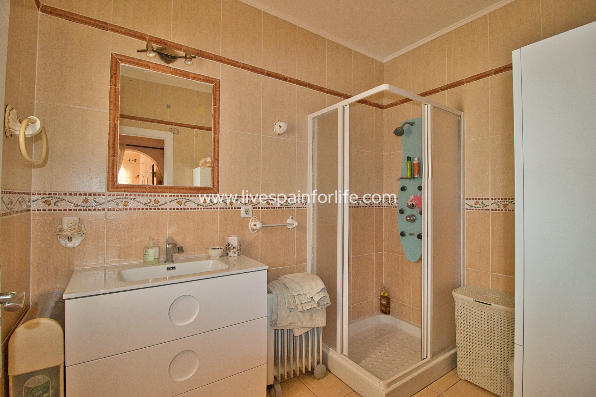 Resale - Country Property -
Catral