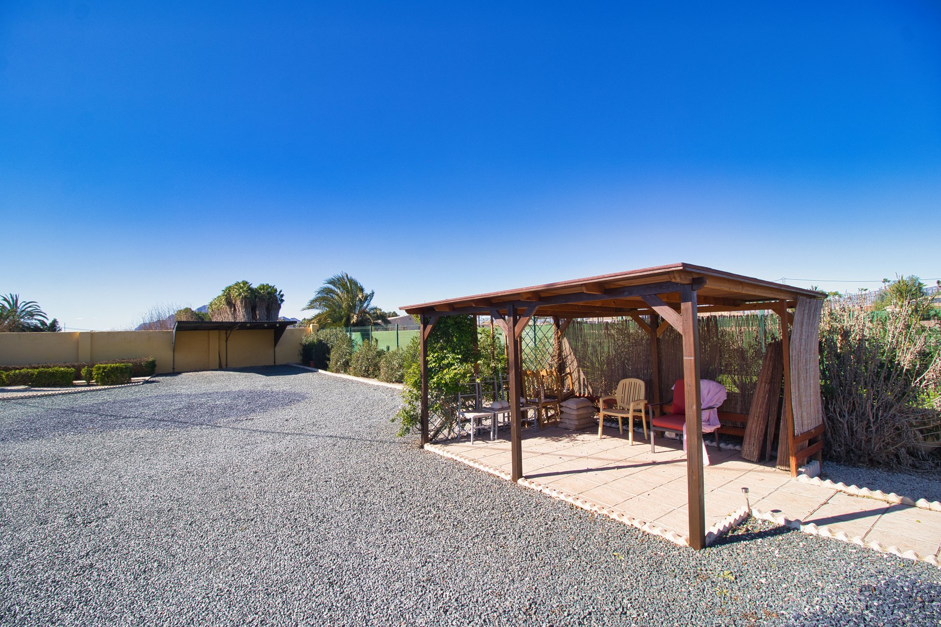 Resale - Country Property -
Catral