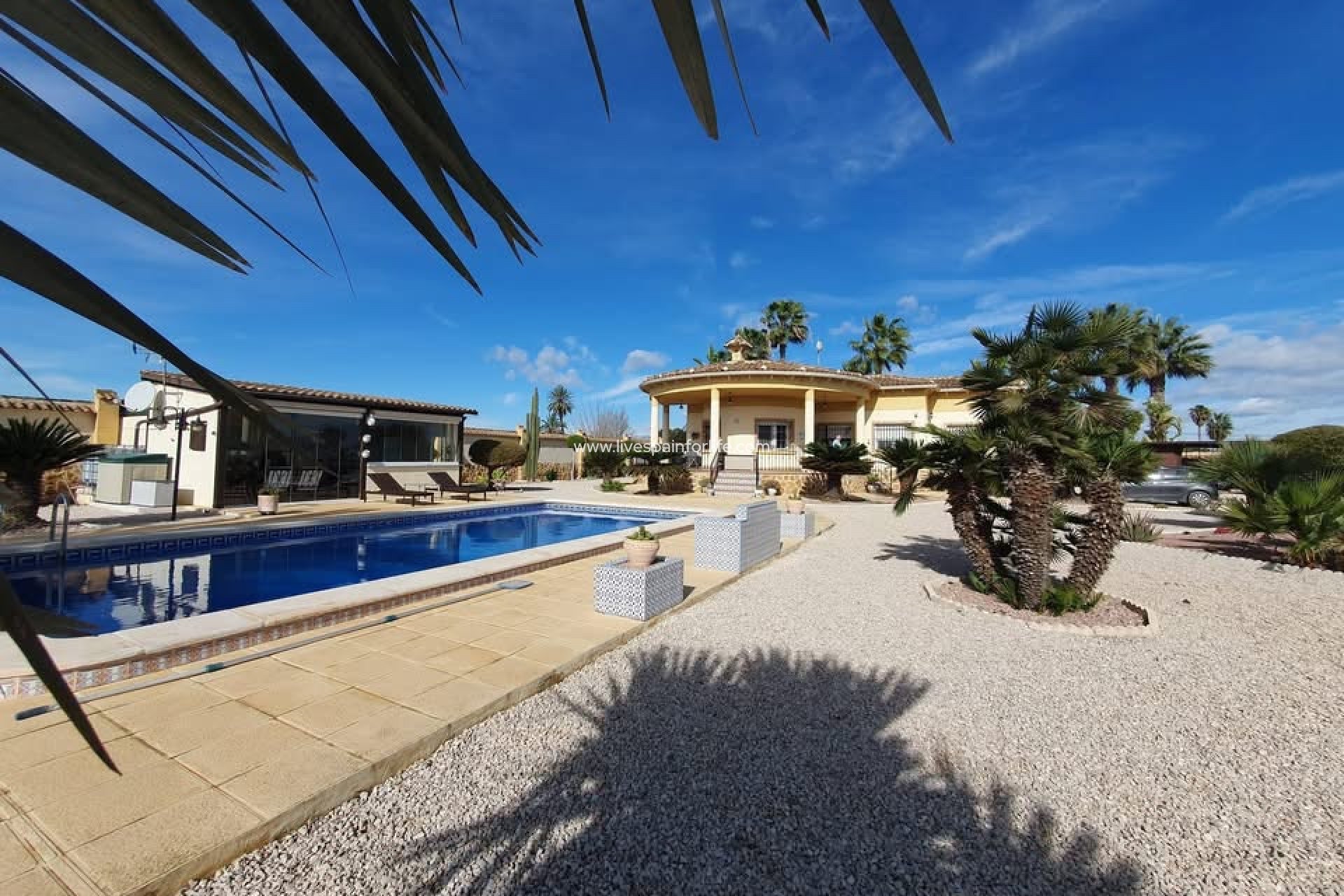 Resale - Country Property -
Catral